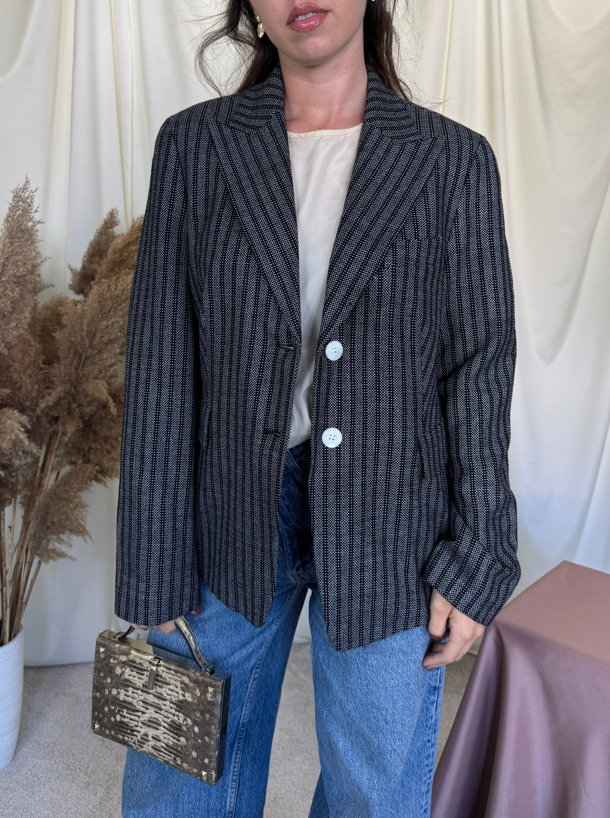 Sacou vintage  FERAUD din 60% lână și vascoza ( mărimea L)