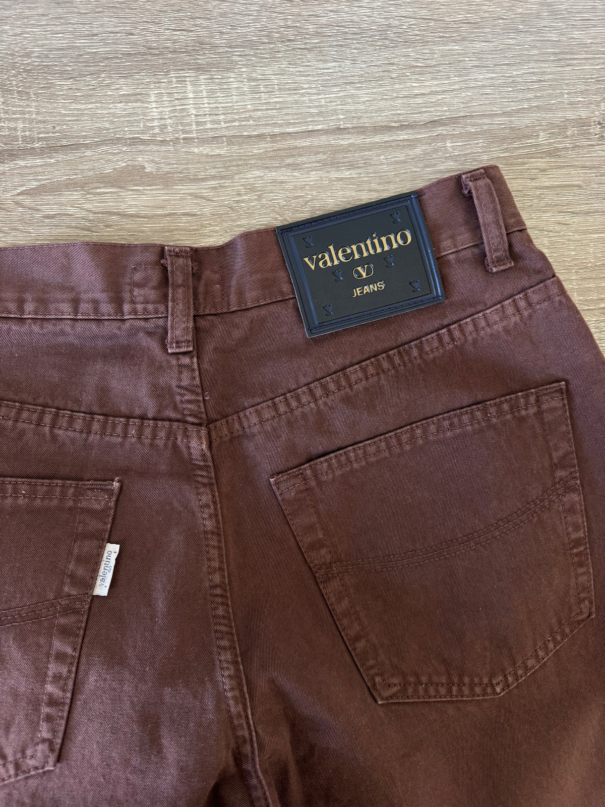 Blugi vintage luxury VALENTINO din denim de bumbac, talie super înaltă ( mărimea L)