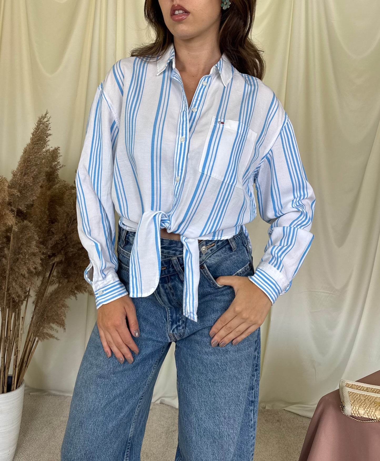 Camasa crop Tommy din 100% bumbac 
(Mărimea M)