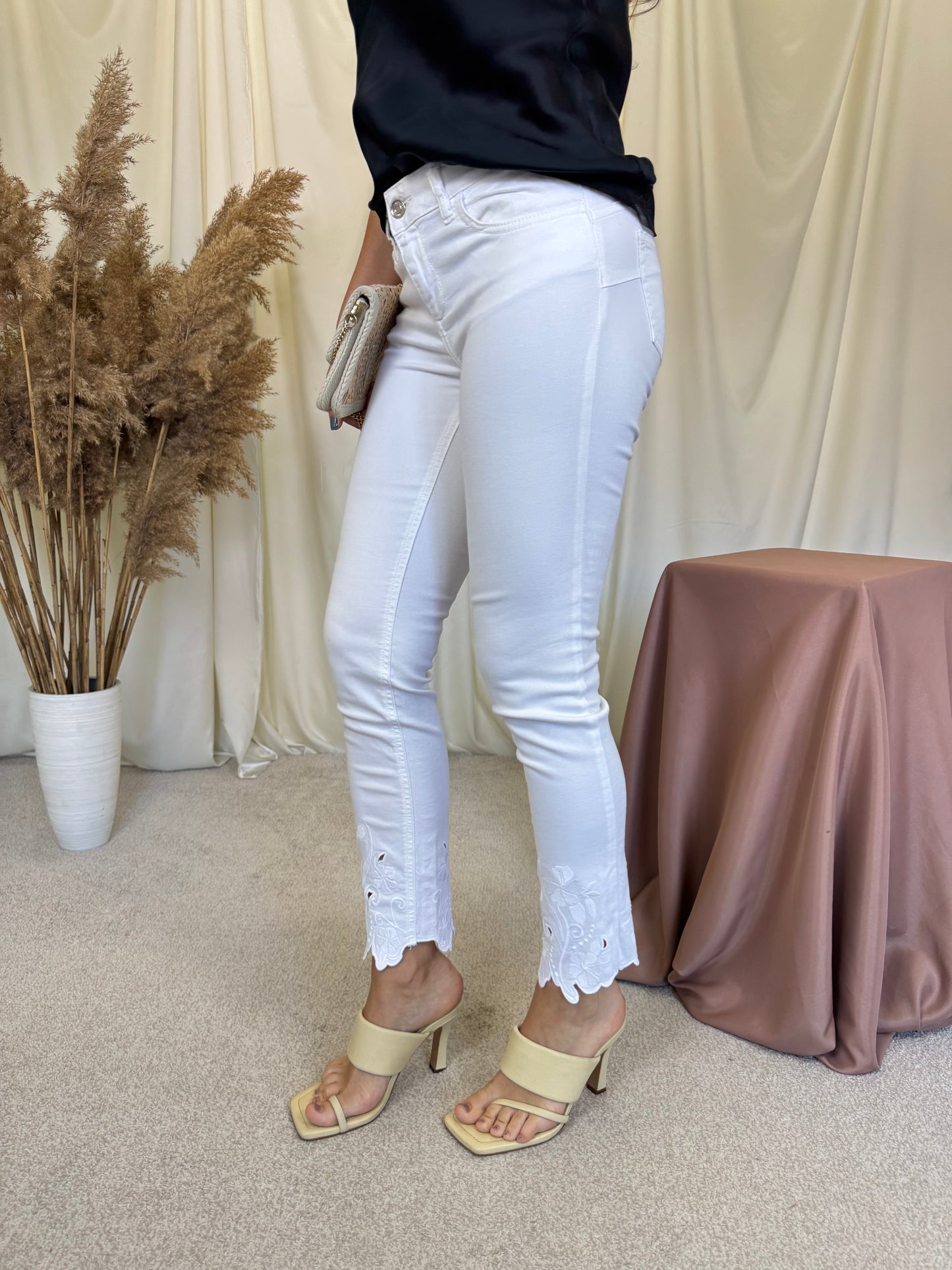 Pantalon Liu Jo din bumbac cu detalii brodate, stretch ( mărimea XS)