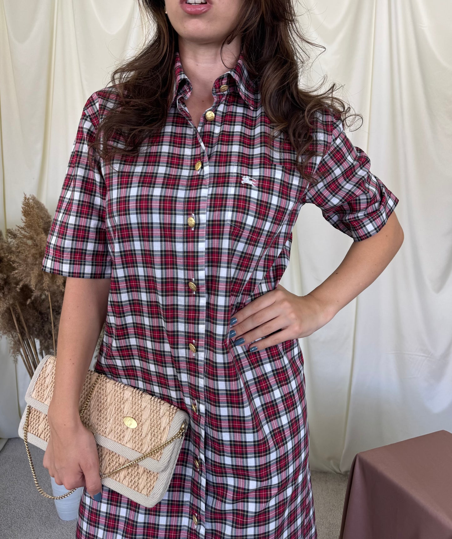Rochie Burberry din 100% bumbac cu nasturi metalici aurii inscripționați ( mărimea M)