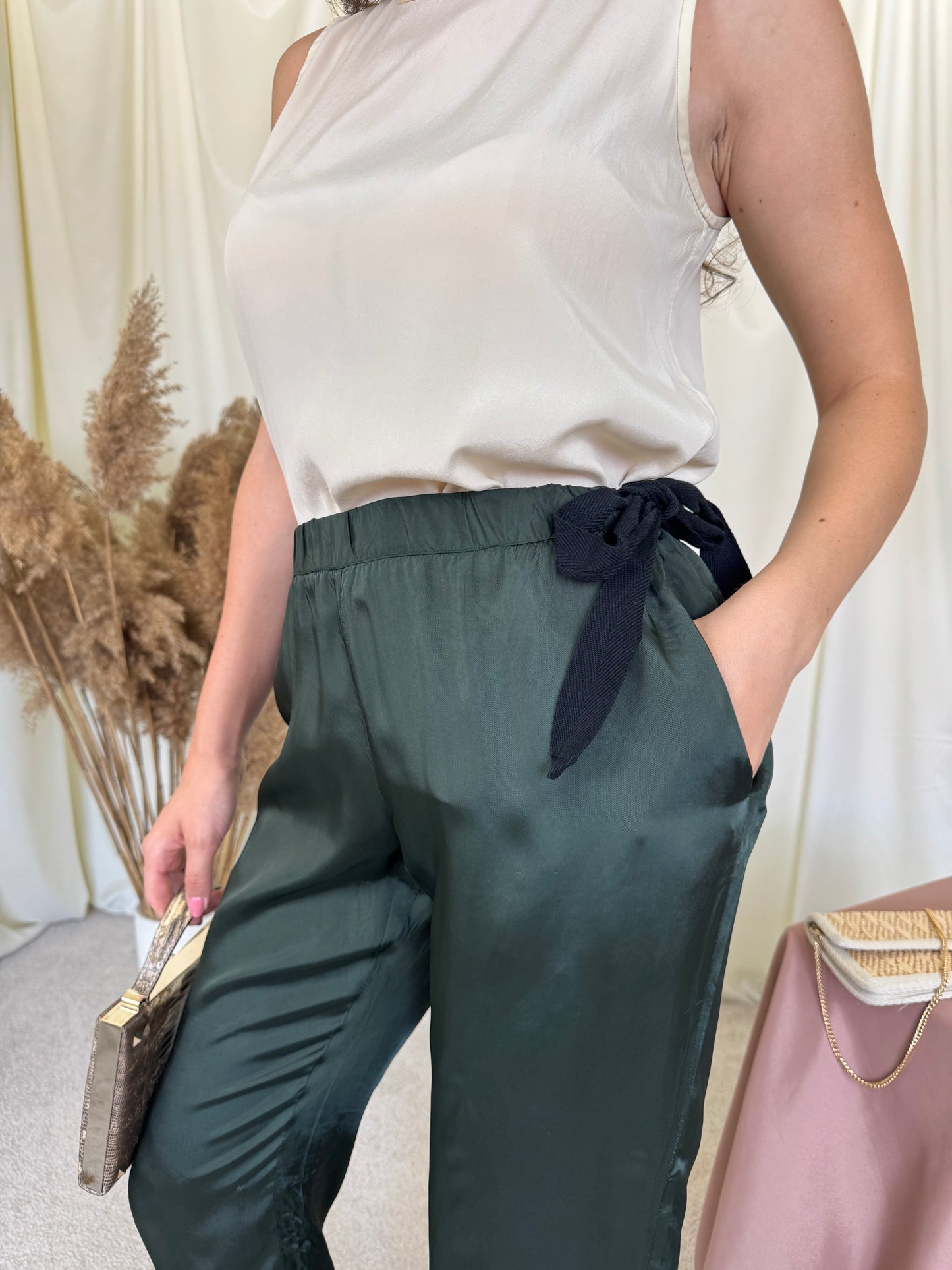 Pantalon luxury DRIES van notten in fit lejer și talie elastică , 100% raton ( mărimea S/M)