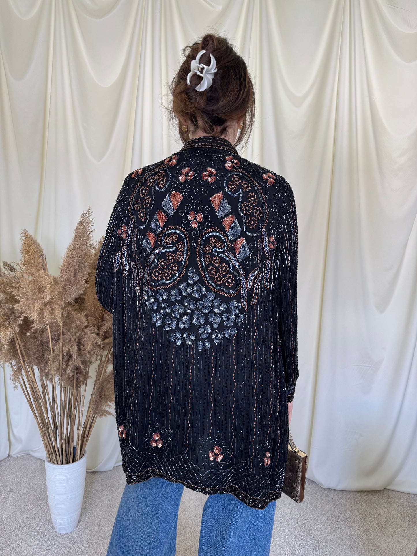 (Back in stock!) Piesă vintage din mătase naturala 
(Mărimea L/XL)