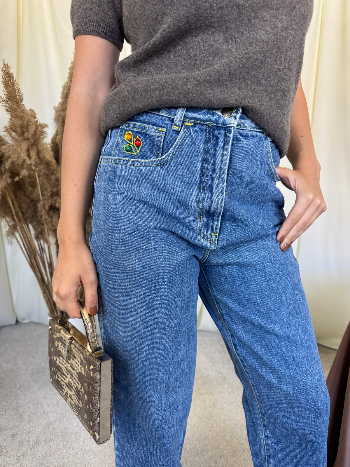 Blug vintage cu broderie și accesorii din 100% bumbac cu talie înaltă ( mărimea S)