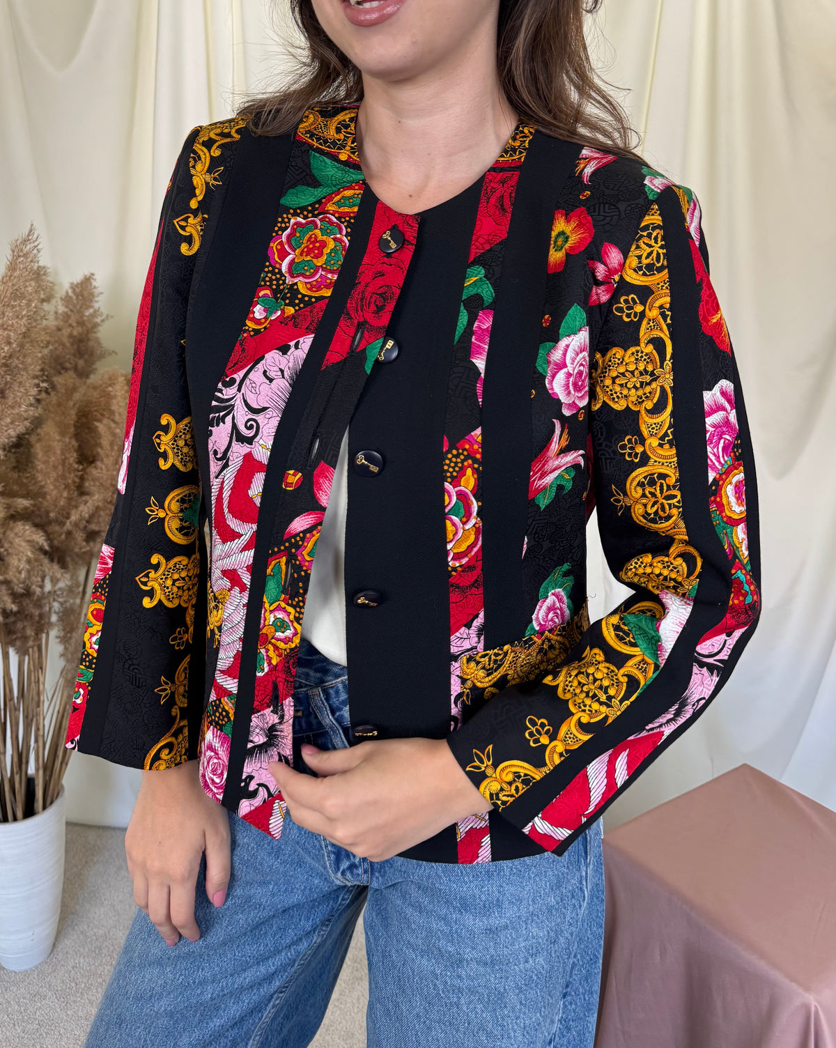 Sacou vintage LOUIS FERAUD din 100% mătase naturală, produs premium ( mărimea S-S/M)
