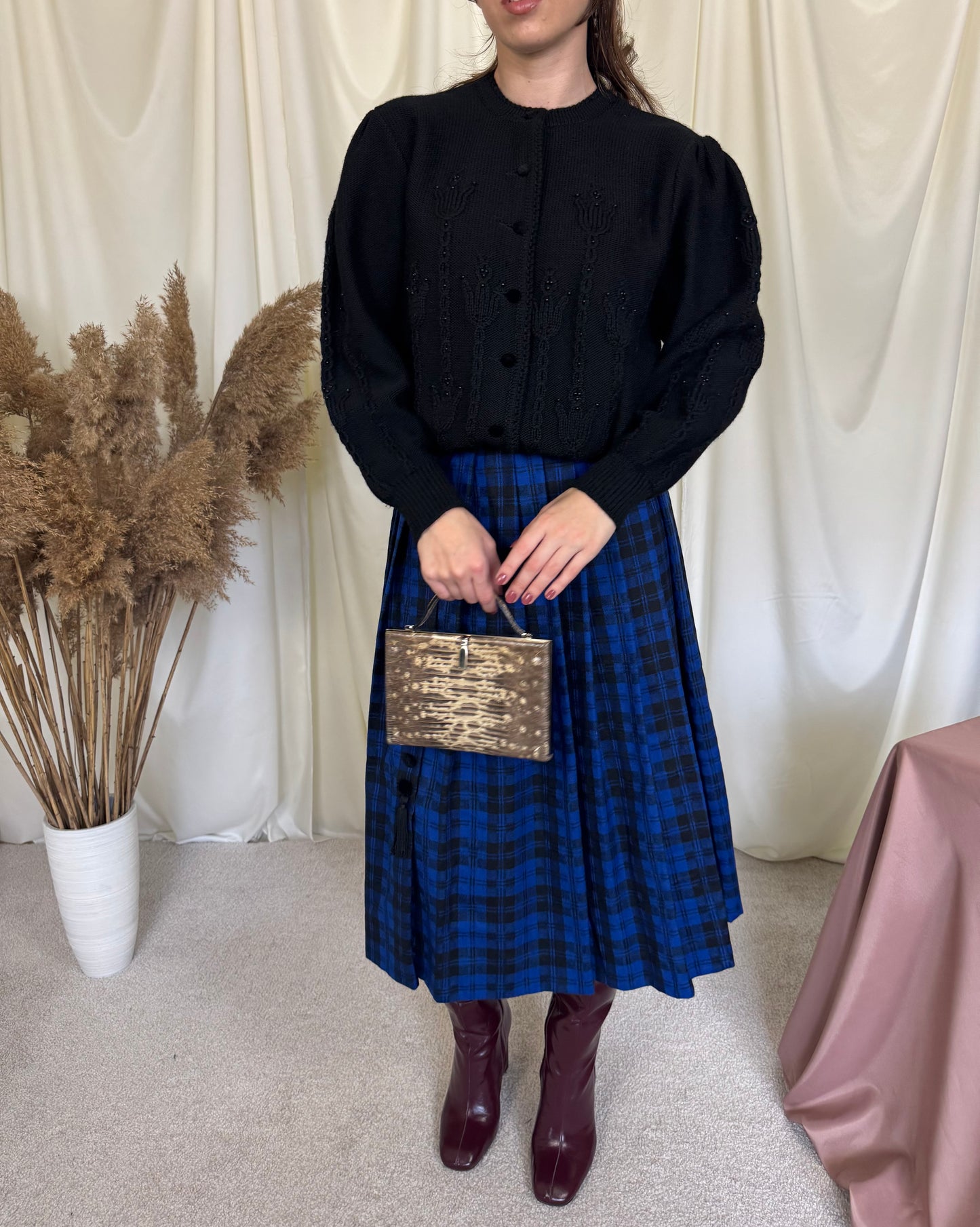 Fustă vintage deosebită din lână( mărimea L)