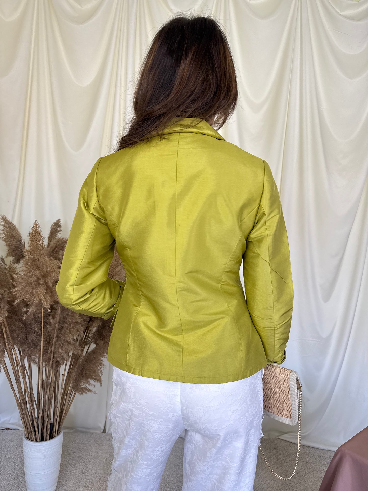 Sacou din mătase naturală cu mâneci 3/4, talie cambrata - H&M 
(Mărimea XS)