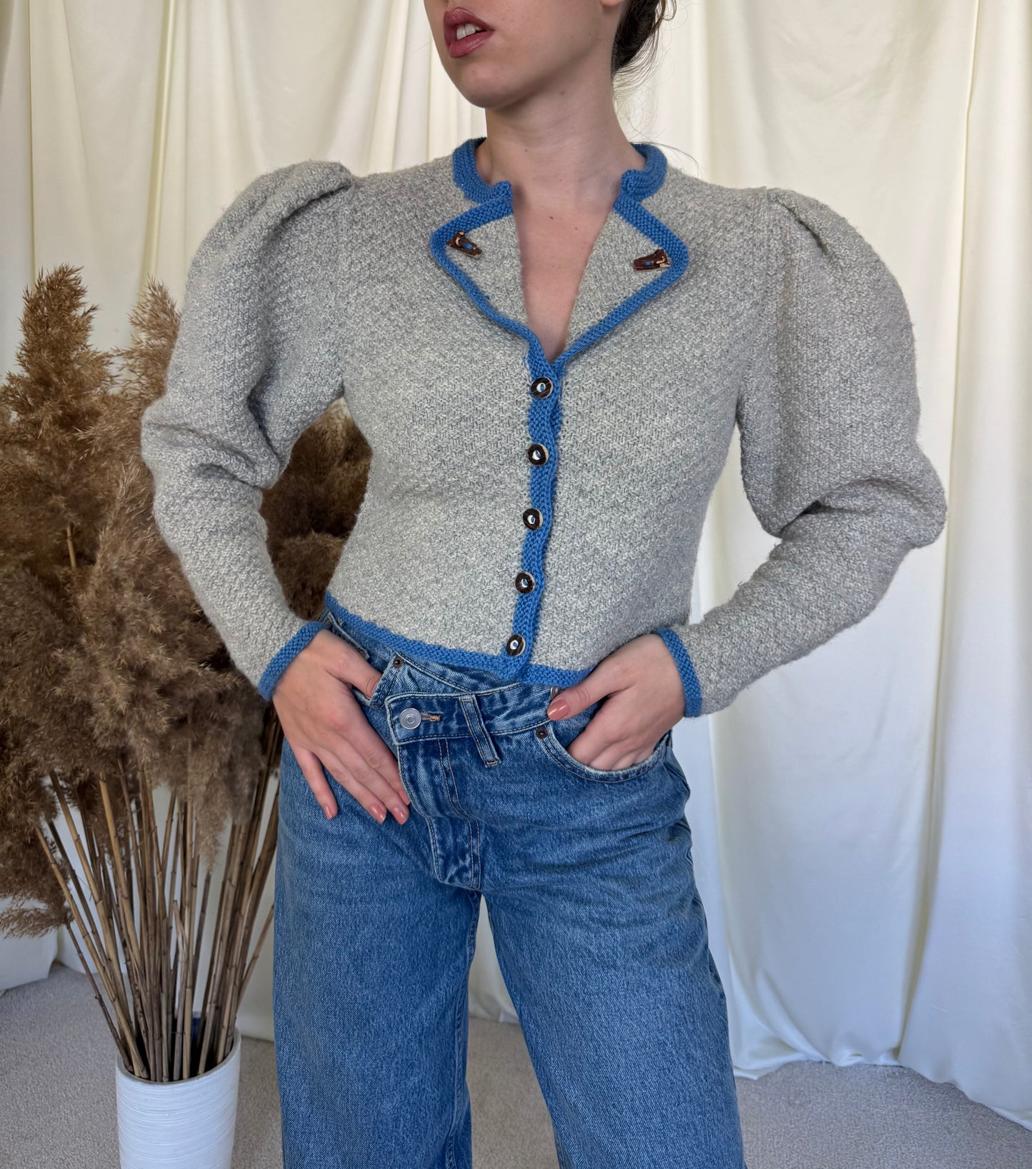 Jerseu vintage handmade din lână