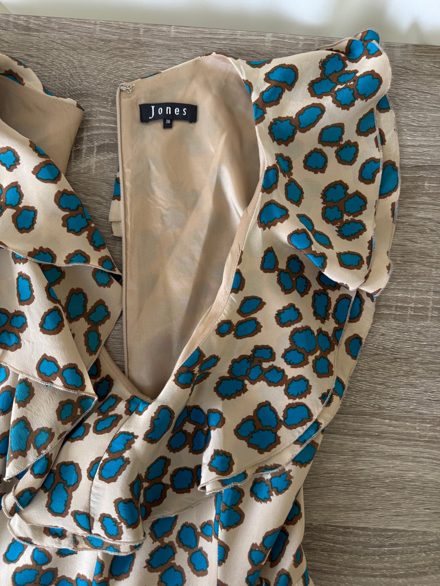 Rochie feminină Jones cu print și volane, 100% mătase naturală ( mărimea S)