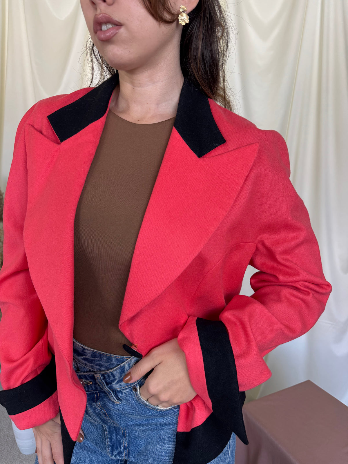 Sacou premium vintage GAI MATTIOLO din 100% stofă de lână PIACENZA cu rever maxi ( mărimea L)