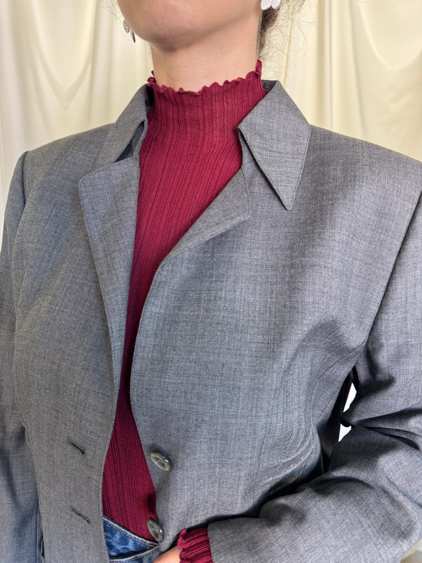 Sacou luxury escada din lana zegna 100% ( mărimea L)