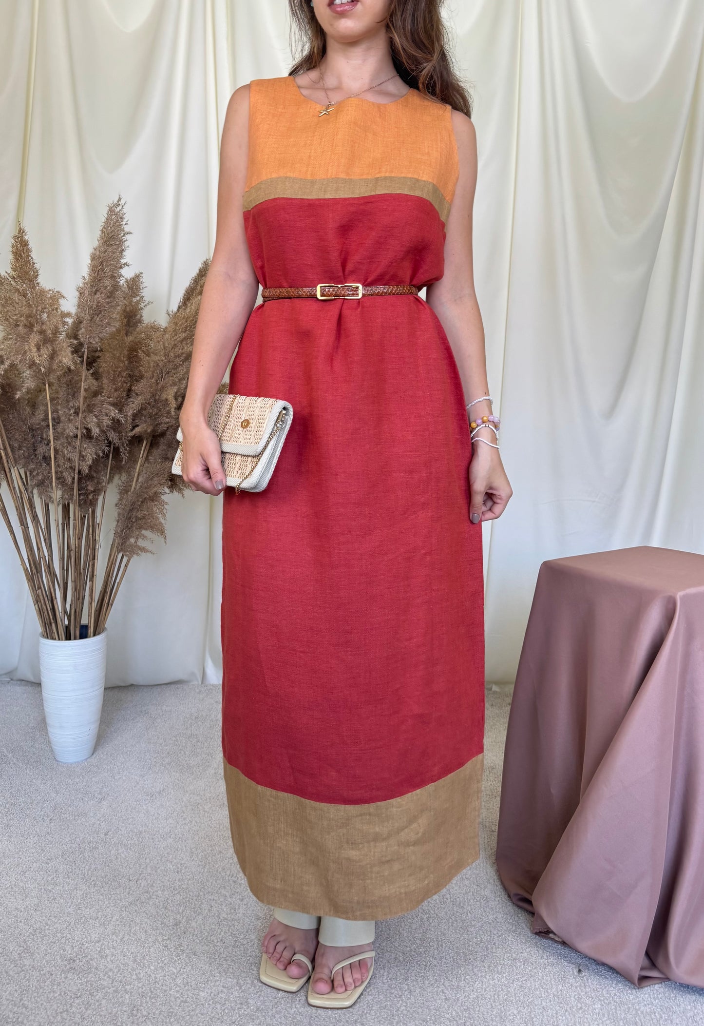 Rochie vintage din 100% in print portocaliu cu roșu ( mărimea M/L)