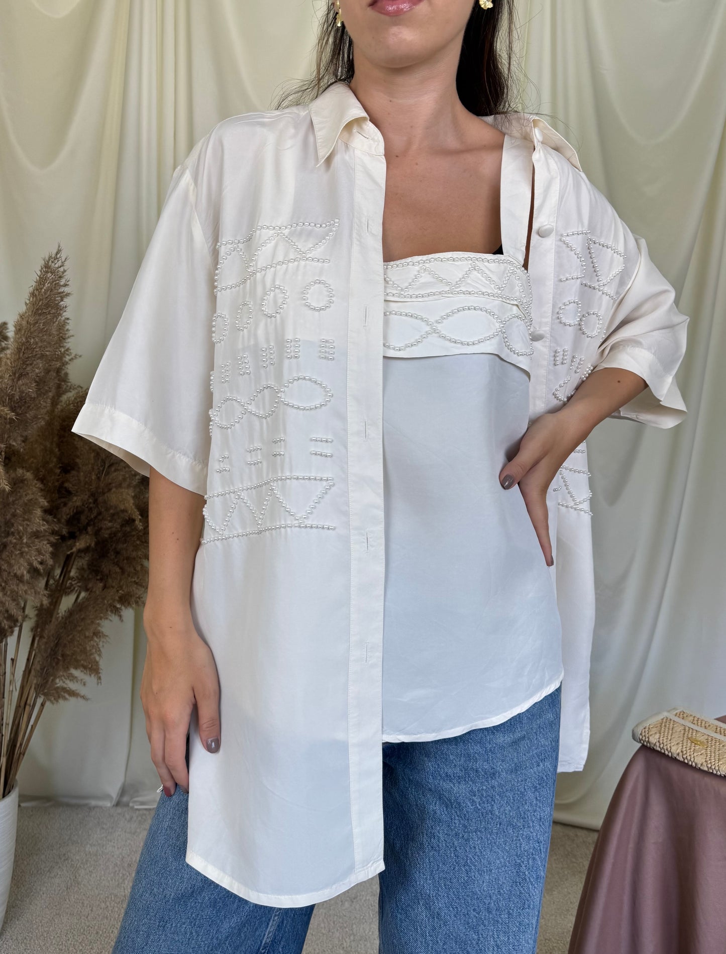 Set premium MADELEINE din mătase naturală, top + cămașă cu aplicații tip perla 
(Mărimea M/L)