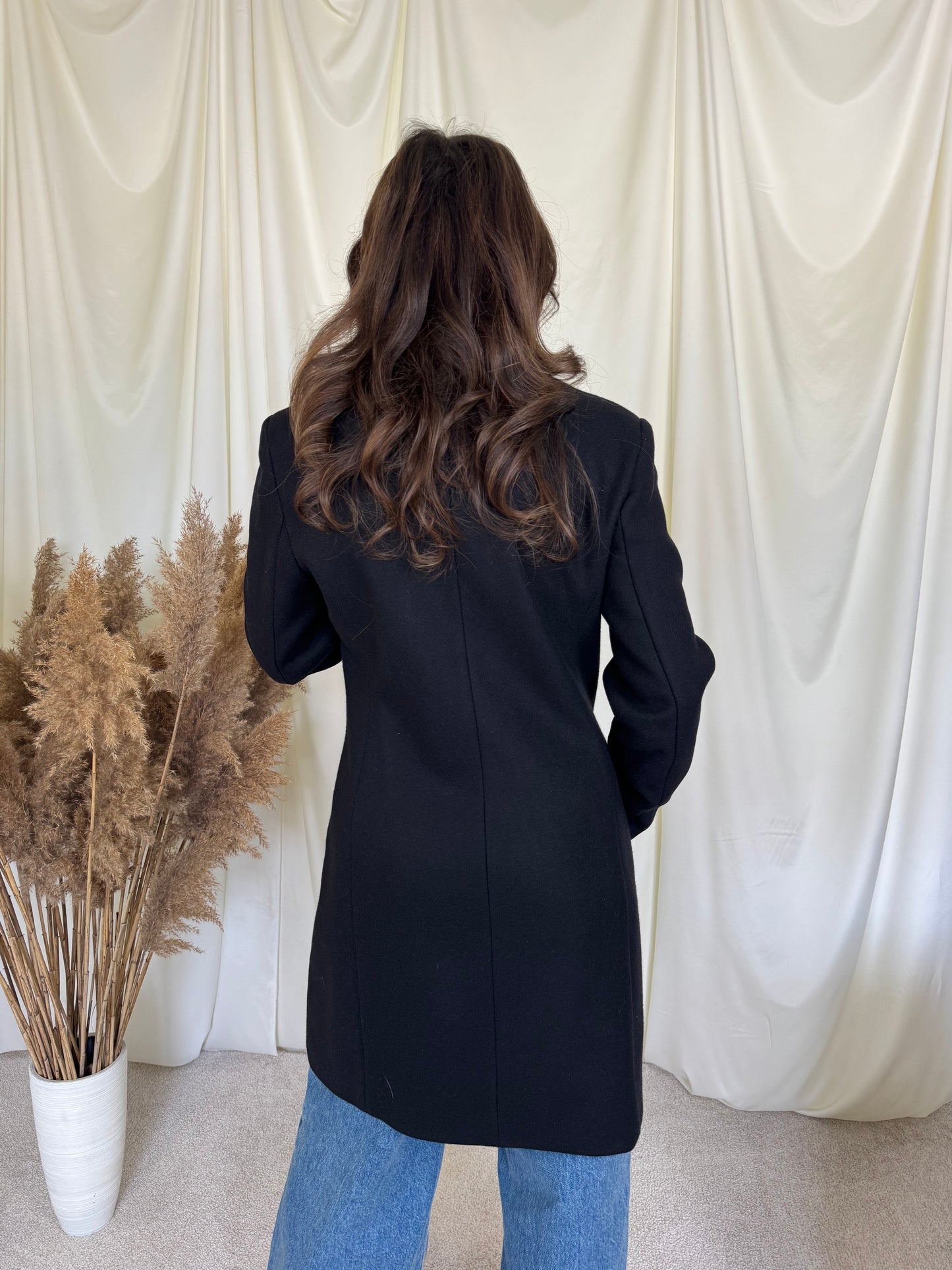 Palton Moschino din 80% lână cu aplicații metalice (S/M)