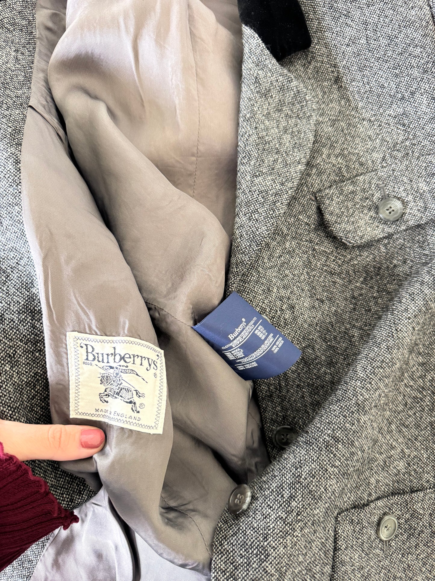 Sacou -jacheta luxury BURBERRY din 100% lână  (mărimea M/L)