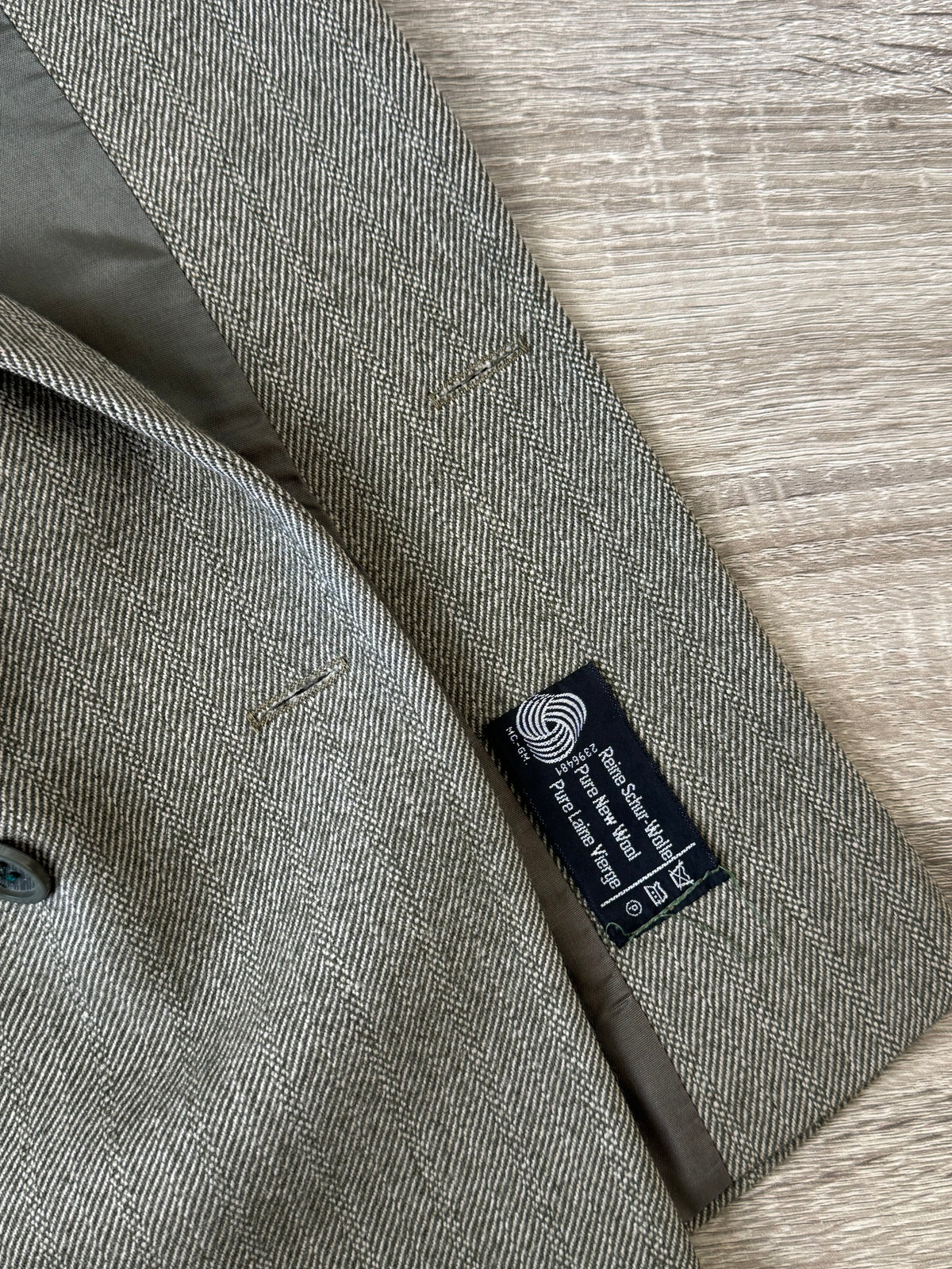 Sacou vintage verde olive din 100% lână la rând dublu de nasturi ( mărimea S/M)
