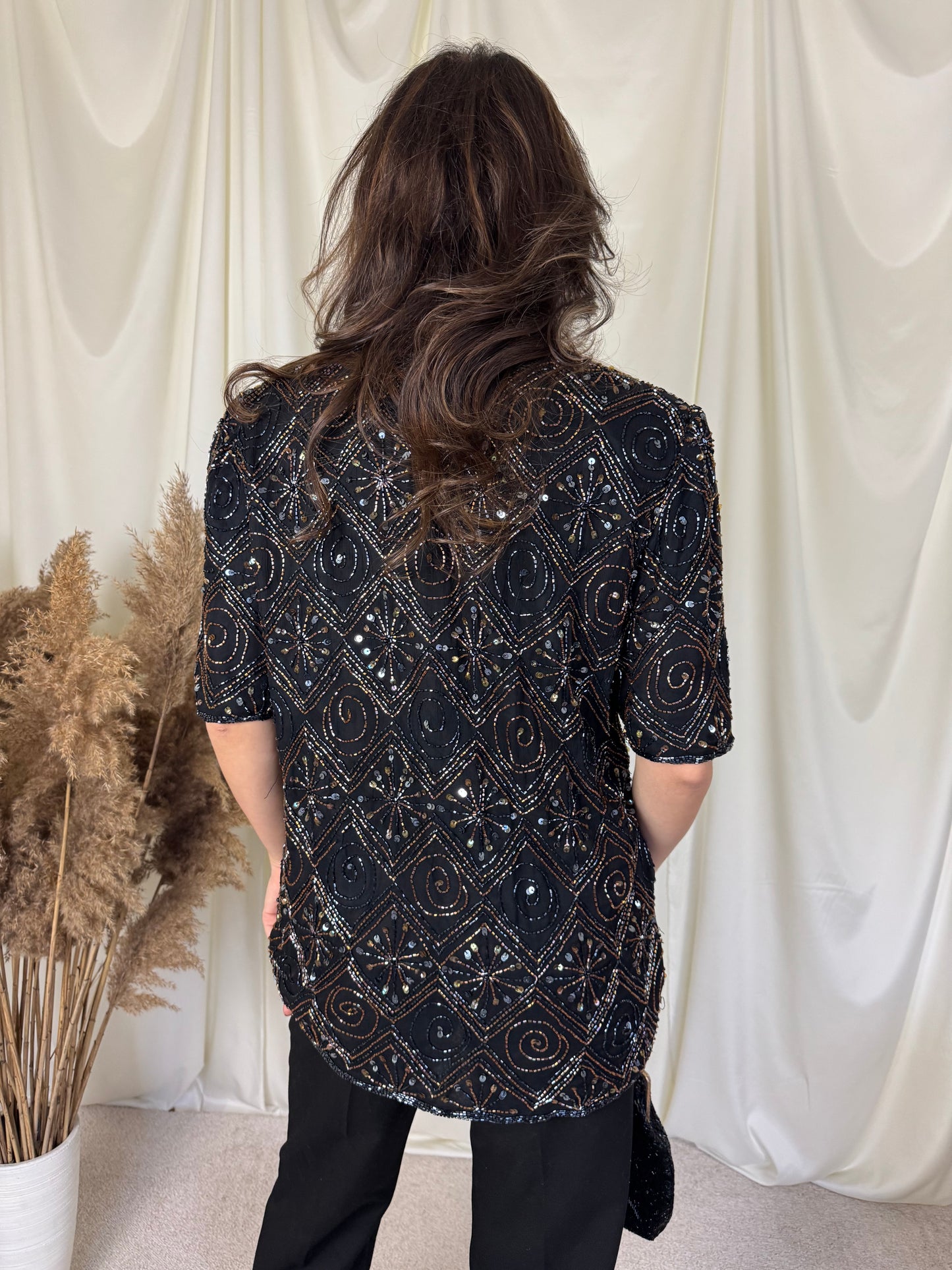 Piesă vintage din mătase naturală cu mii de mărgele( M/L)