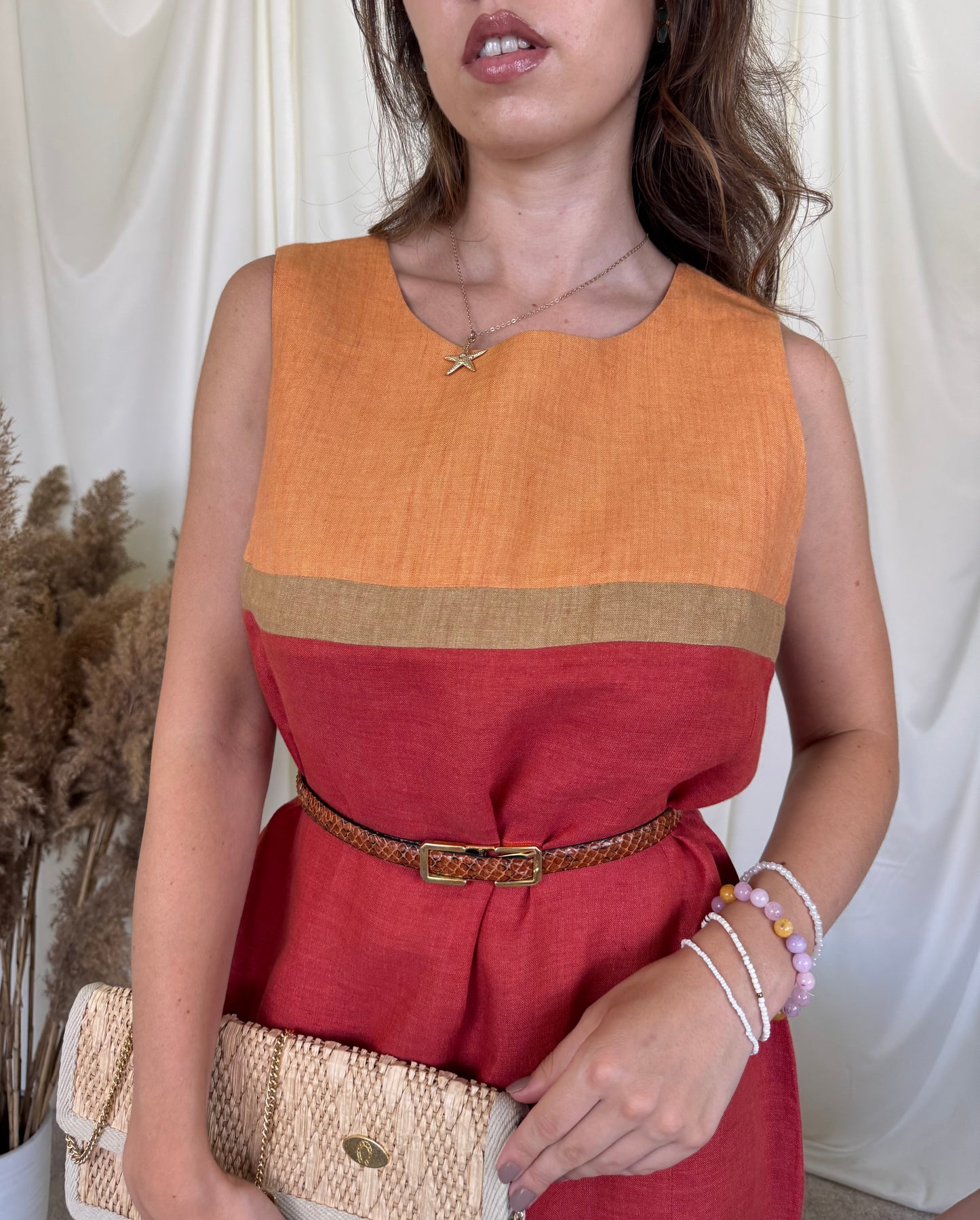 Rochie vintage din 100% in print portocaliu cu roșu ( mărimea M/L)
