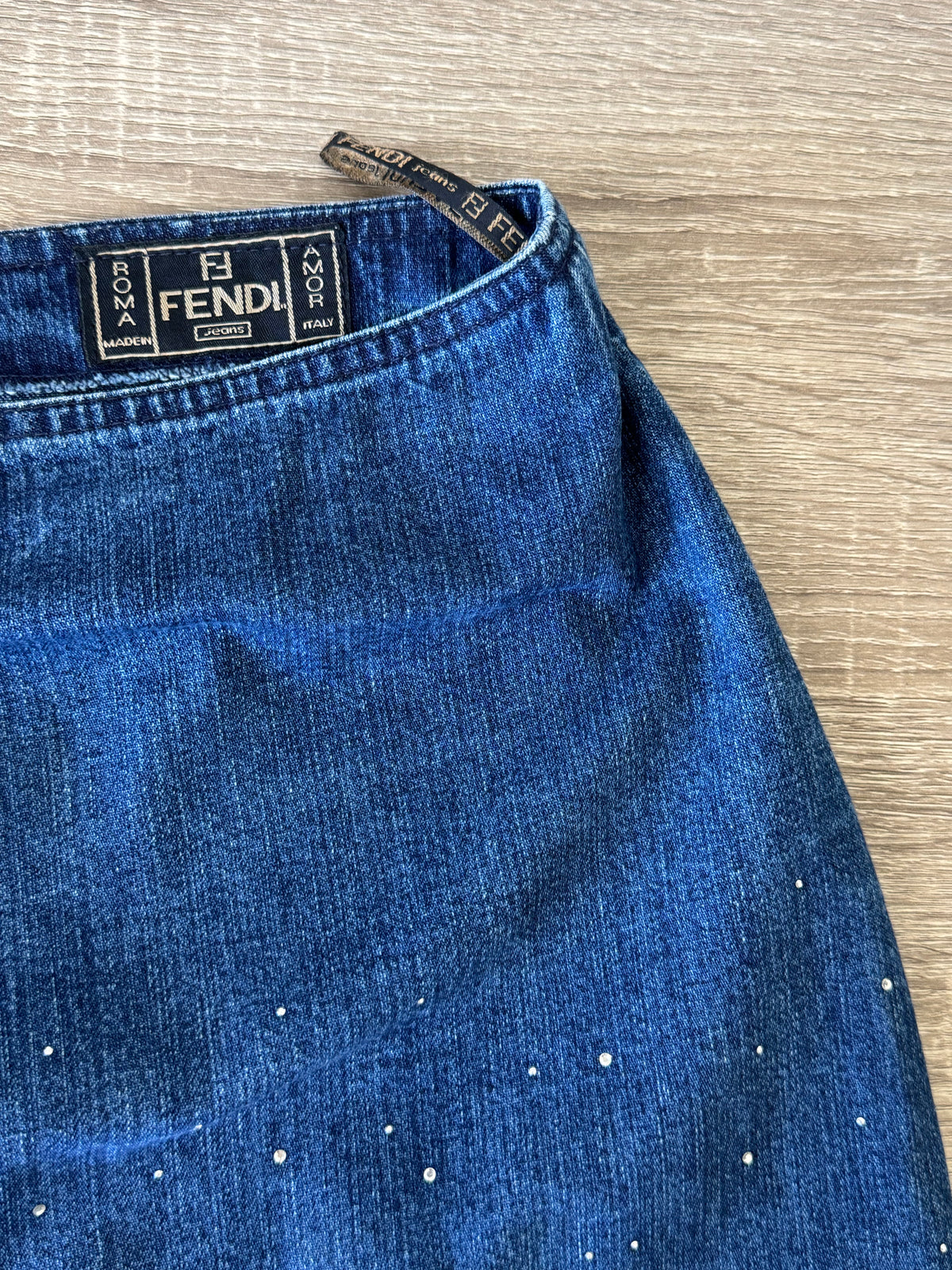 Fusta luxury FENDI de colecție din denim 100% bumbac cu aplicații ( mărimea S/M)