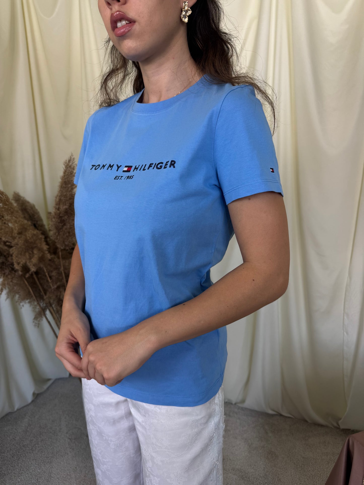 Tricou nou TOMMY HILFIGER din bumbac albastru  ( mărimea S- S/M)