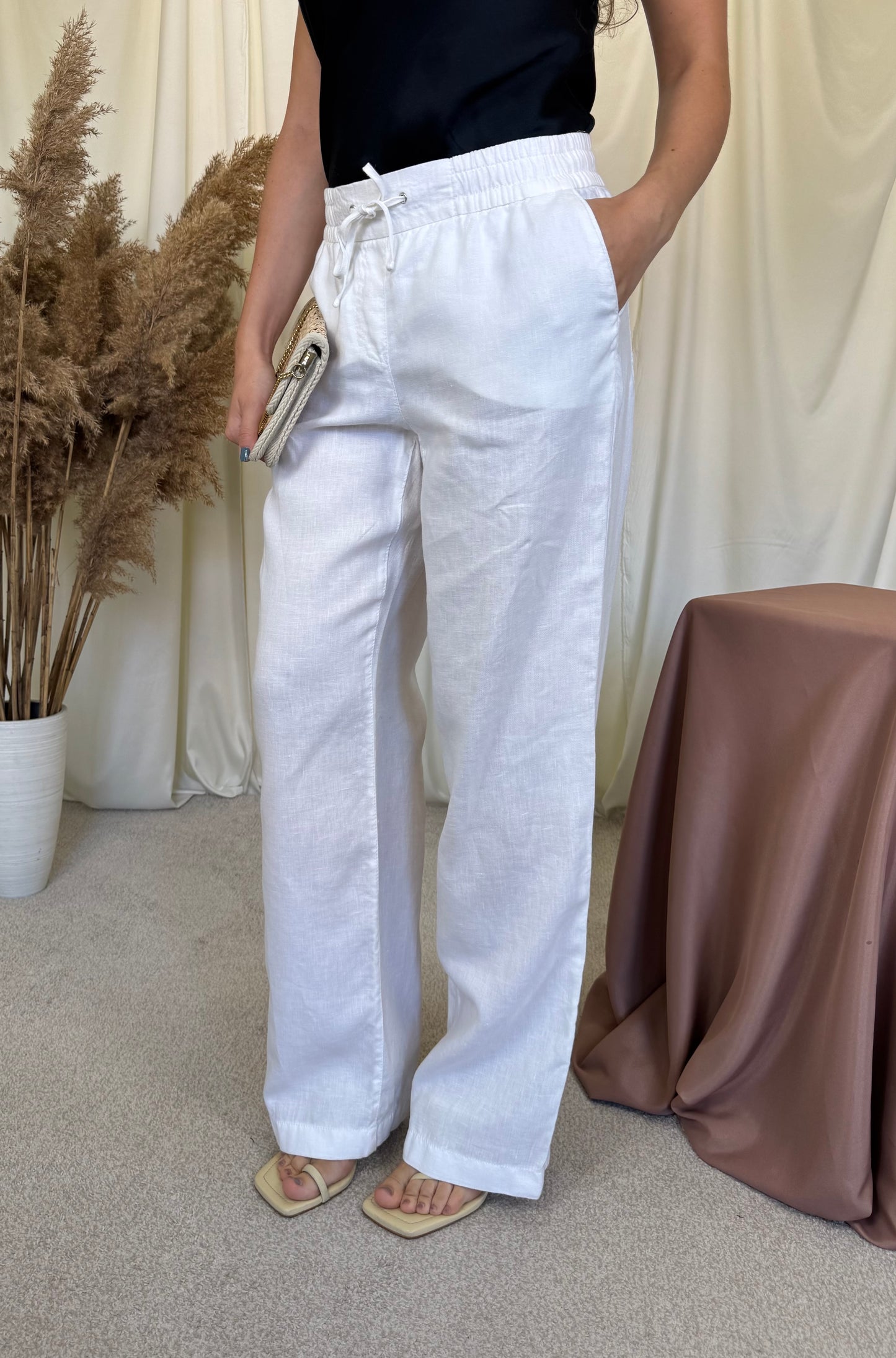 Pantalon de vară din 100% in cu talie elastică ( mărimea M)
