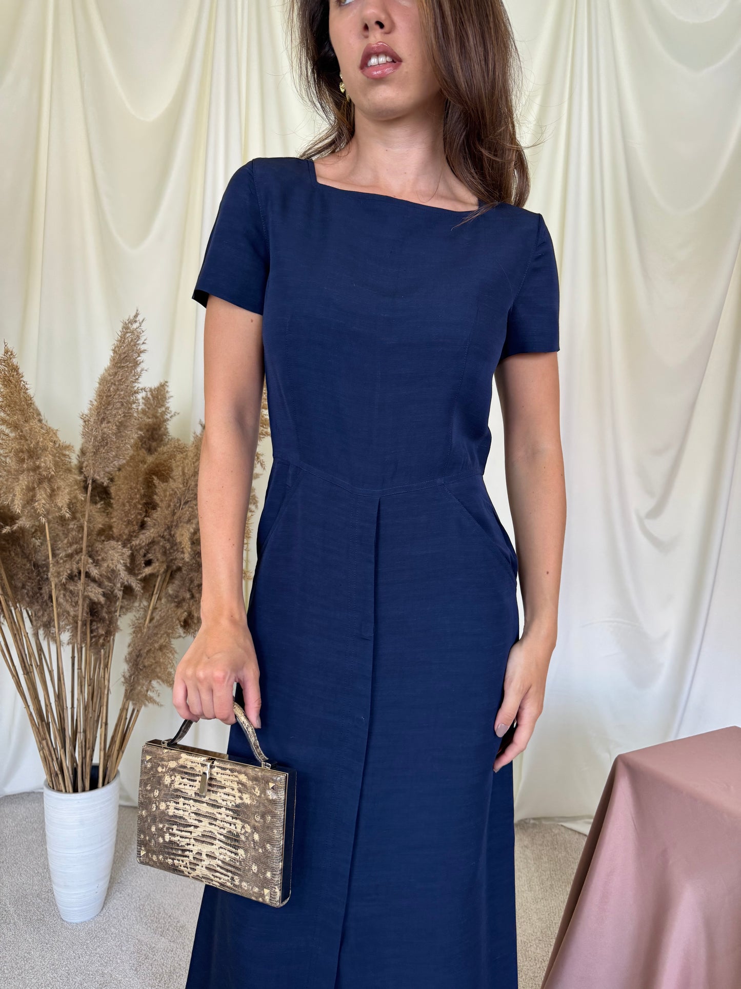 Back! Rochie MARELLA by MAX MARA din vâscoză și in, închidere cu fermoar și nasturi ( mărimea S )