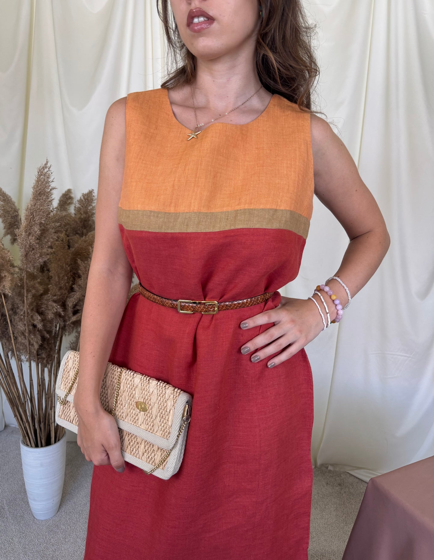 Rochie vintage din 100% in print portocaliu cu roșu ( mărimea M/L)