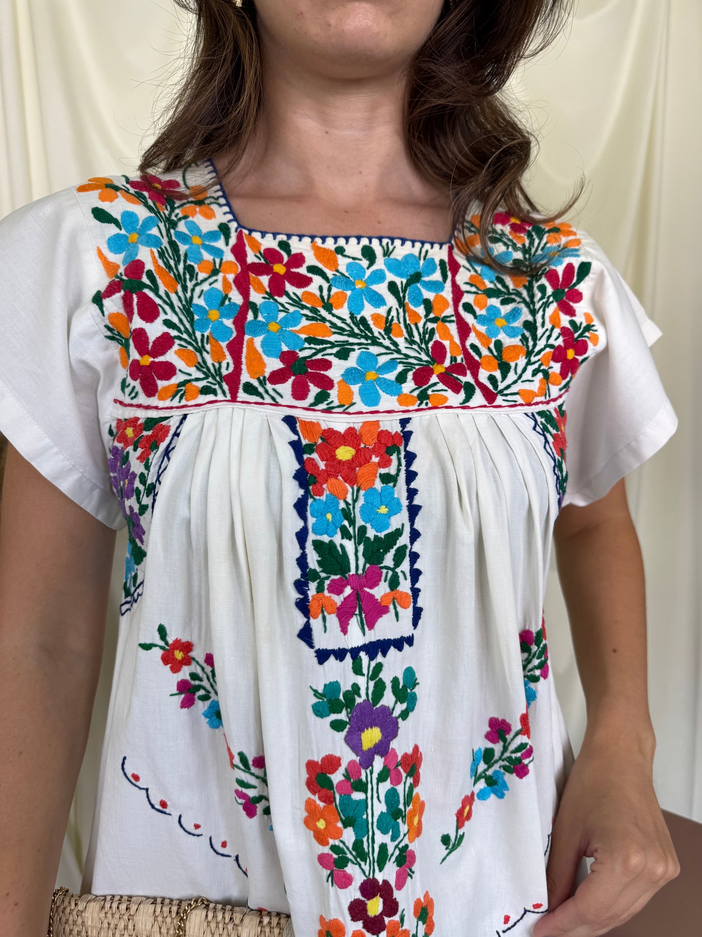 Rochie vintage țesută manual, o bijuterie( mărimea S/M)