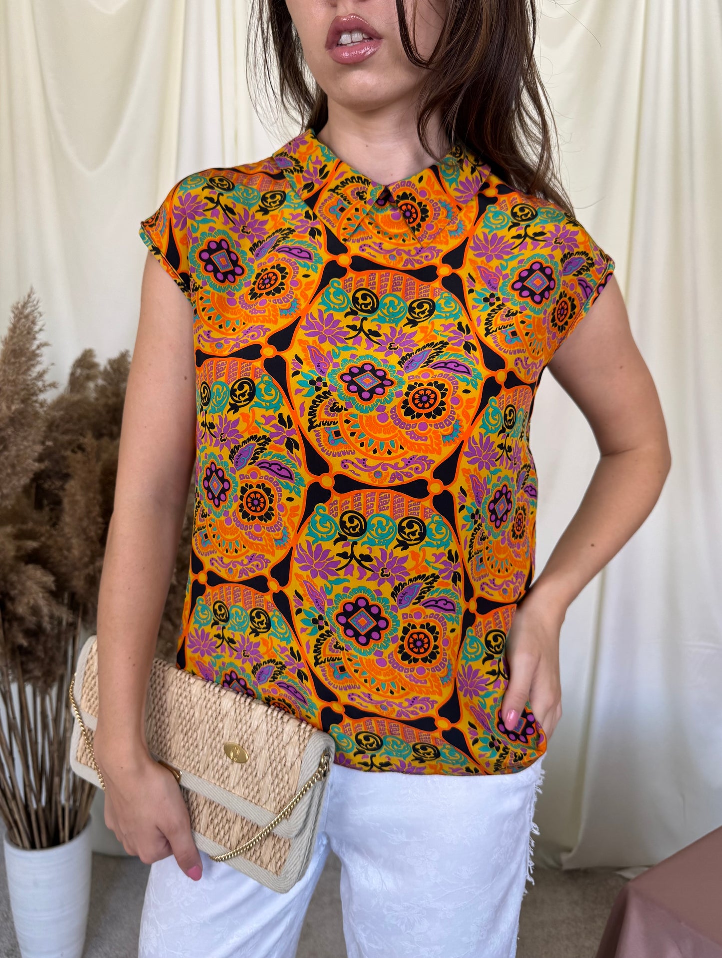 Cămașă luxury vintage - colecție 2014, din 100% mătase naturală cu print și inscripție cu brandul ( mărimea S/M)