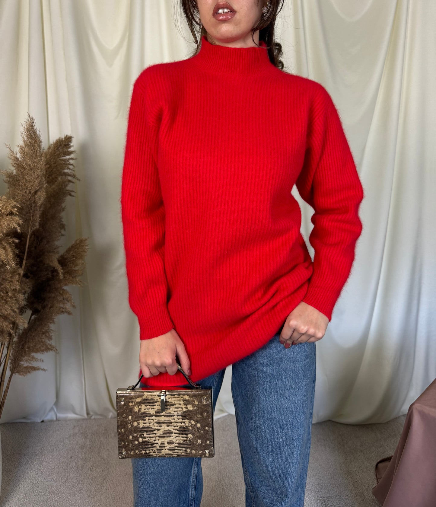 Pulover vintage superb din angora și lână ( mărimea S)