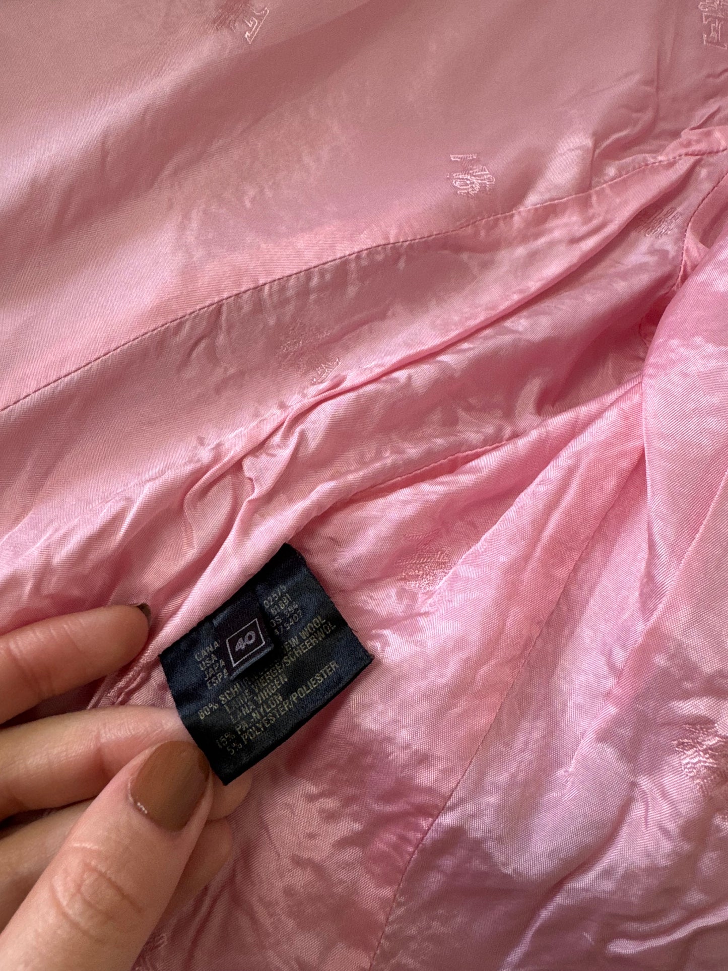 Piesa vintage Escada babypink 80% lână tip boucle. Mărimea 40/M