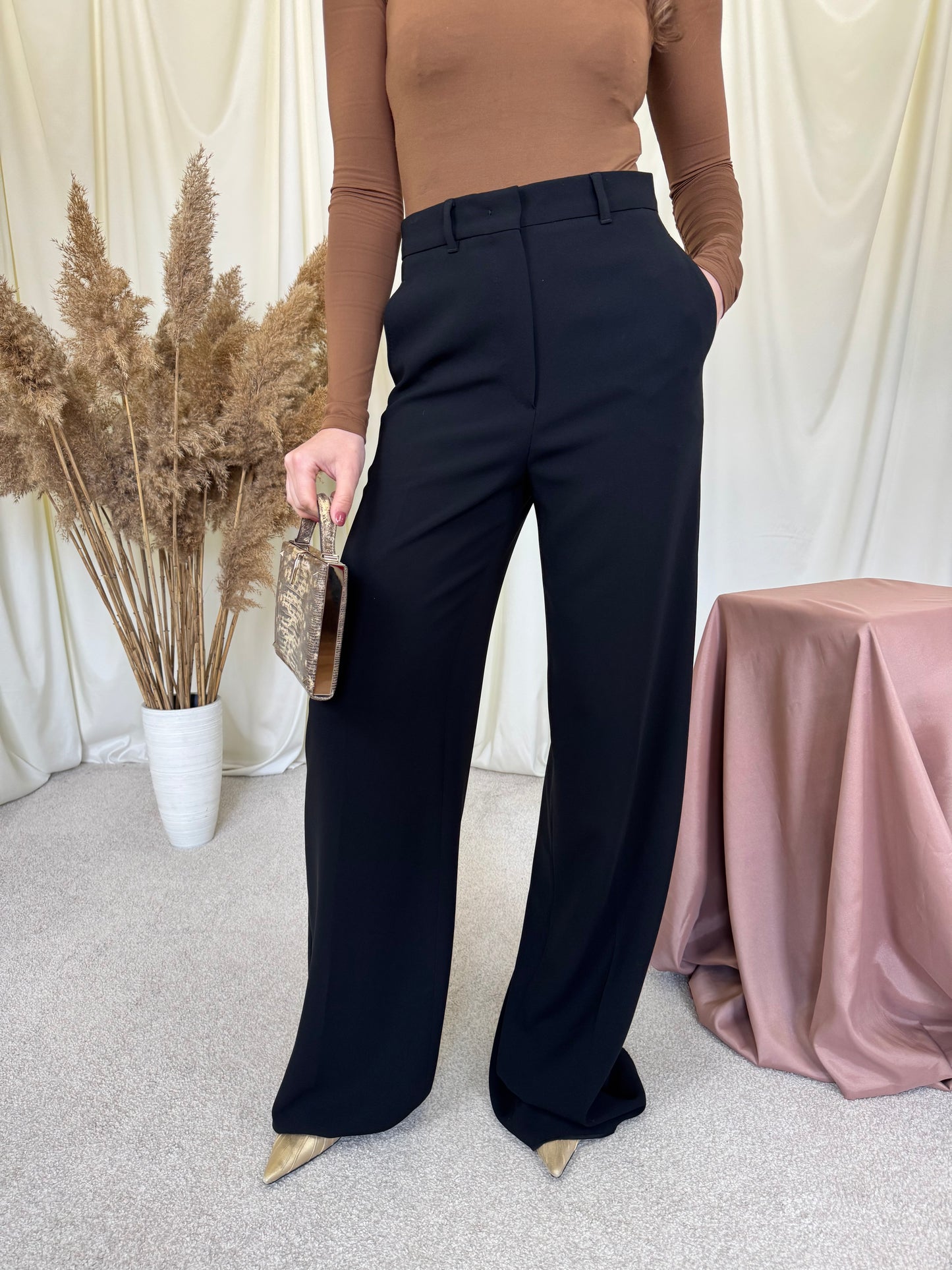 Pantalon nou premium MAX MARA  negru cu talie înaltă 
(Mărimea S/M)