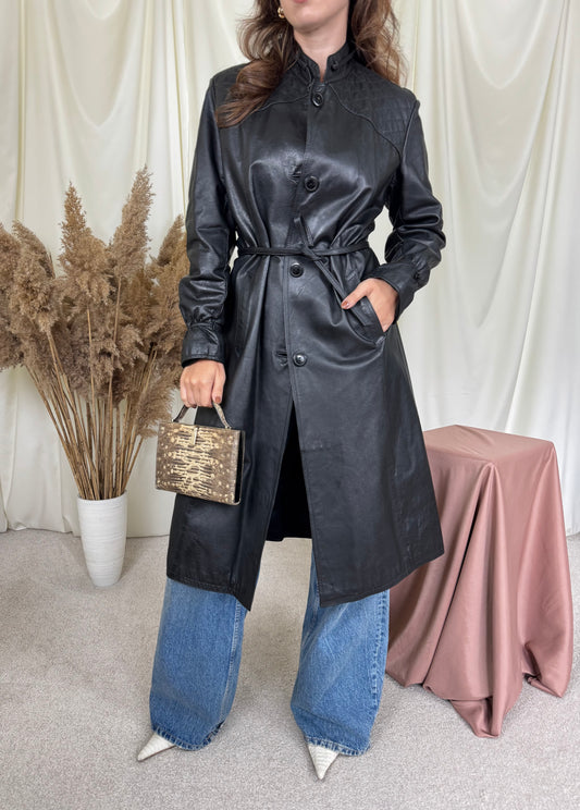 Trench vintage din 100% piele naturală cu talie marcata și cordon pentru ajustare ( mărimea S)