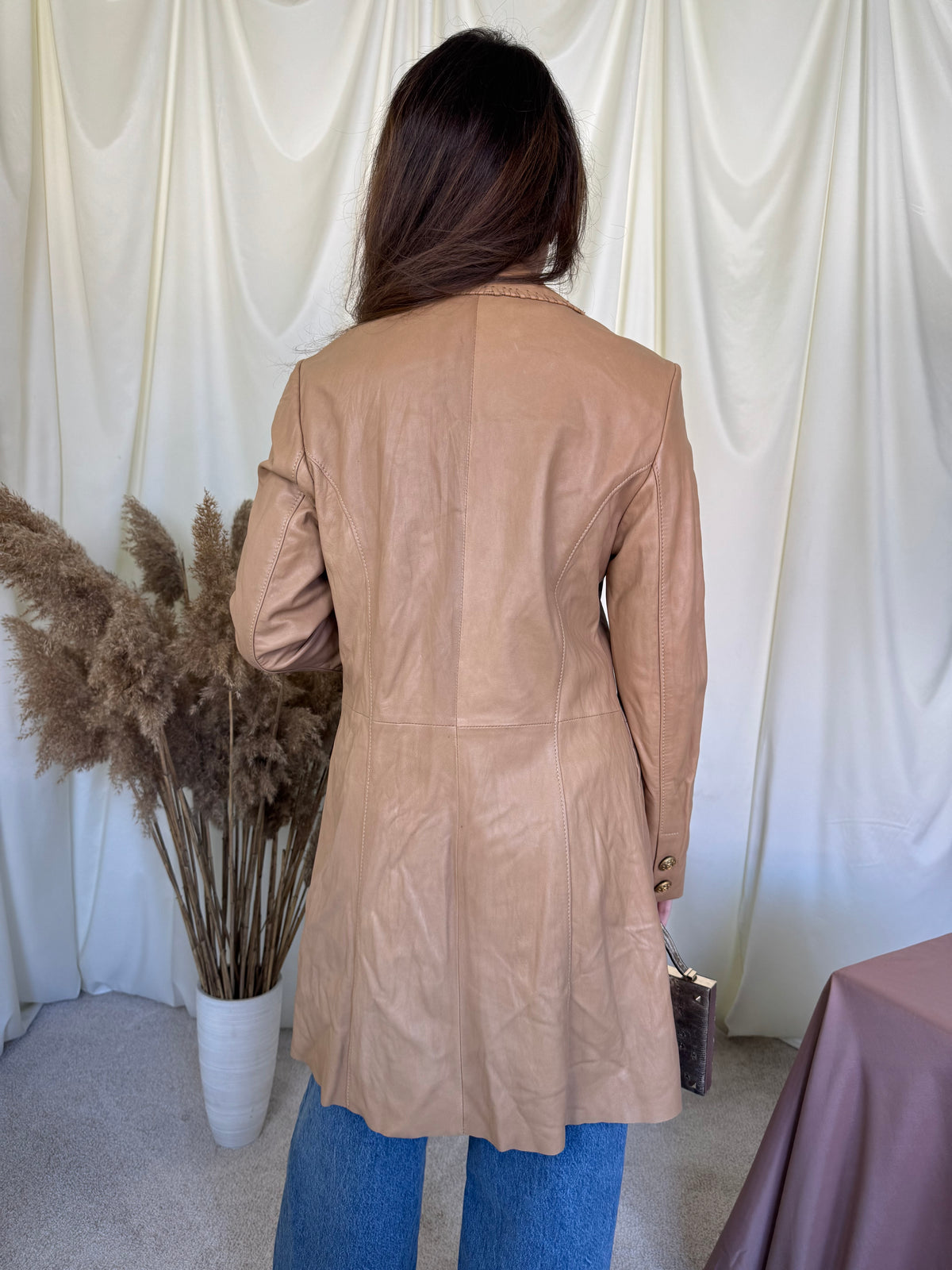 Pardesiu vintage premium ELEGANCE Paris din 100% piele naturală fină tip mănușă cu nasturi metalici inscripționați ( mărimea S/M)