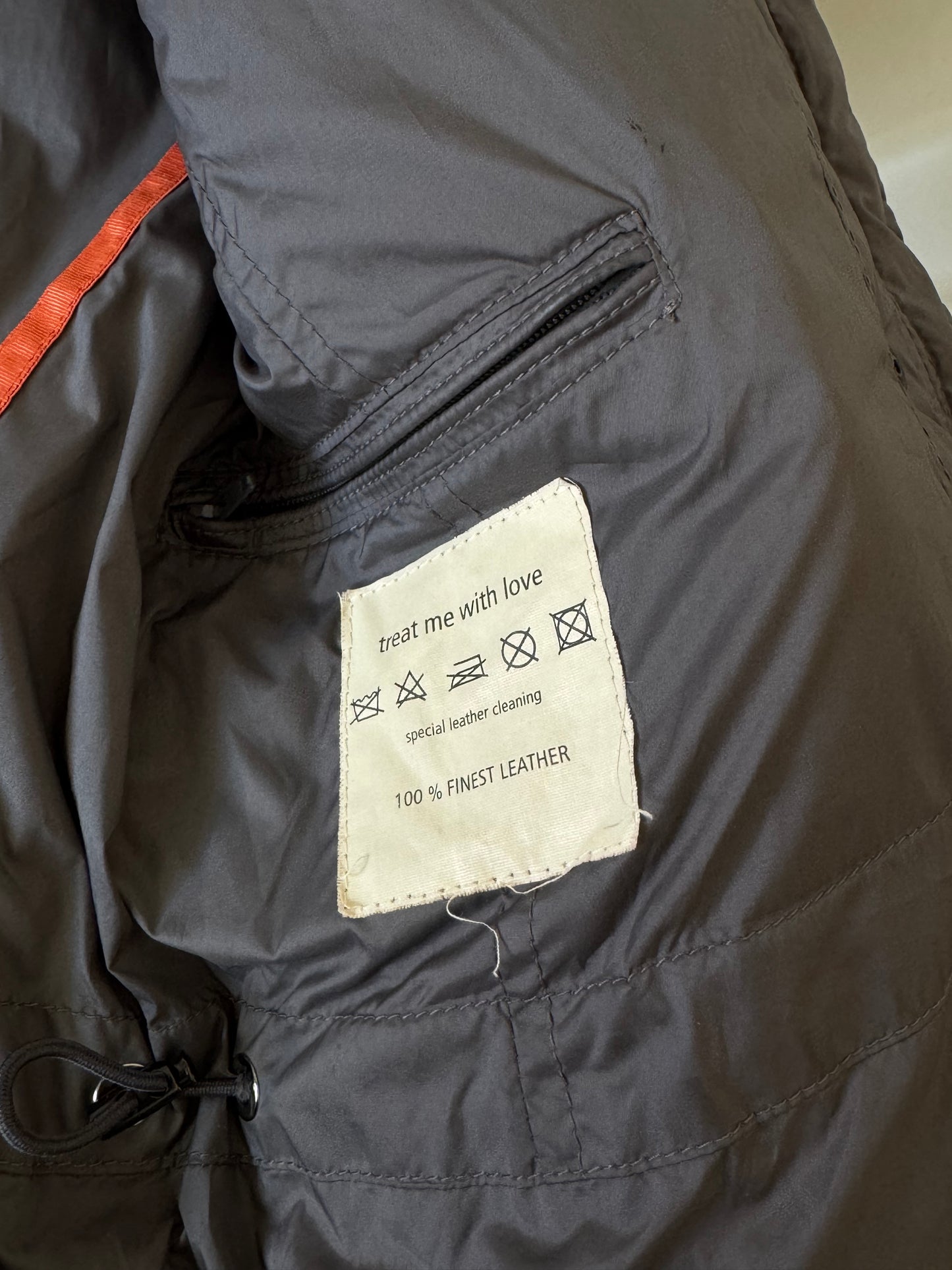 Geaca premium frauenschuh( mărimea 36/S)