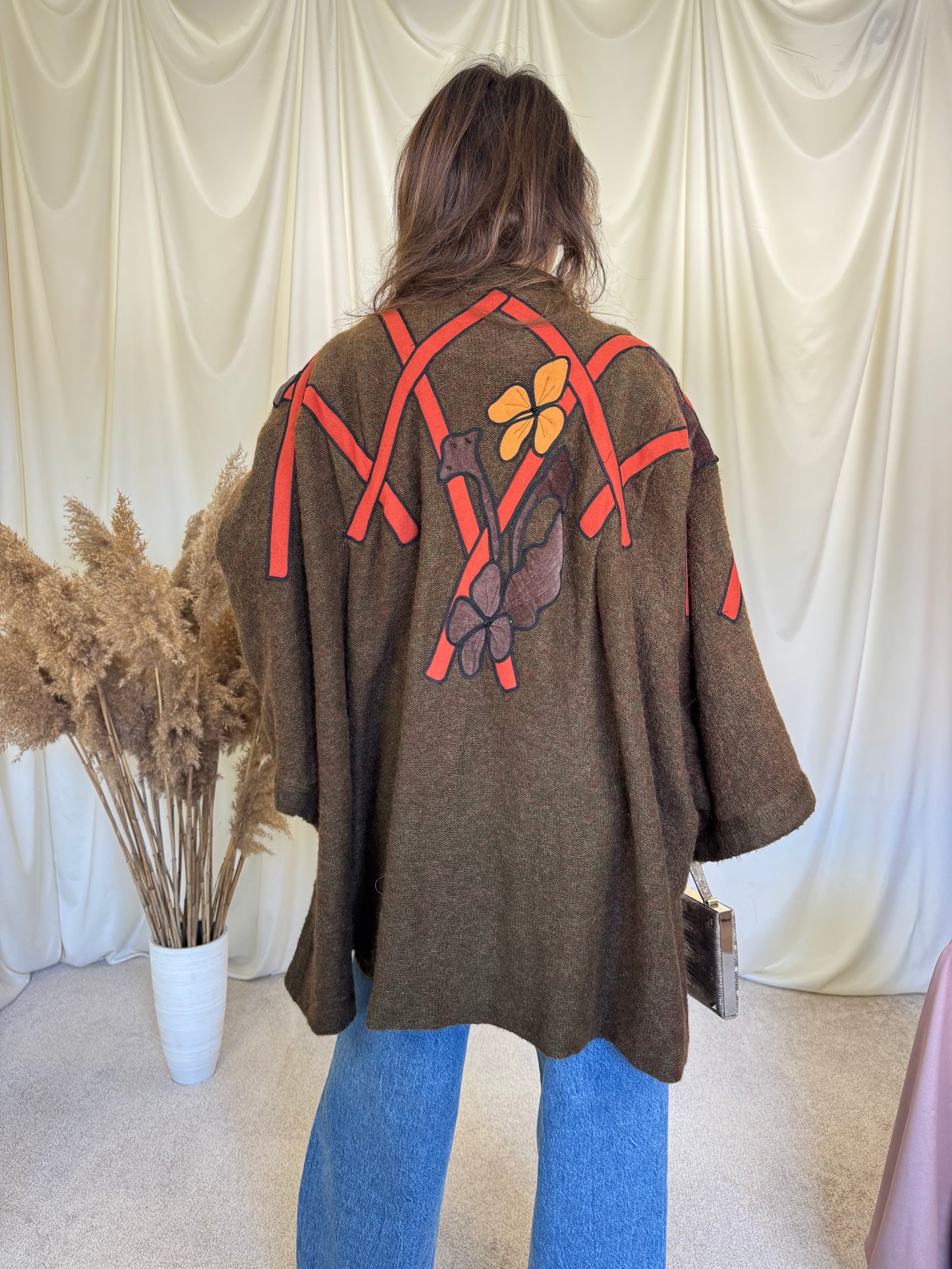 Poncho vintage realizat manual, marime universală (recomand M-XL)
