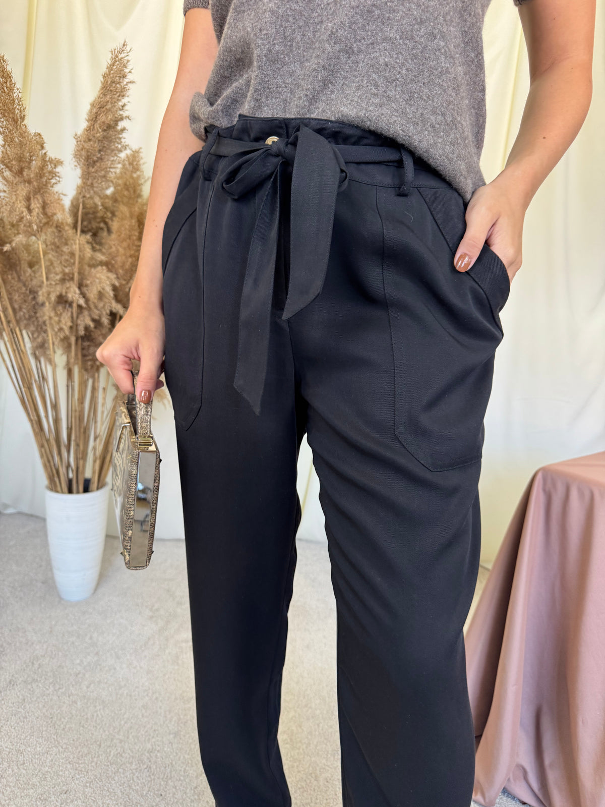 Pantalon Madeleine cu talie ajustabilă cu cordon, 100% lyocel ( mărimea M)
