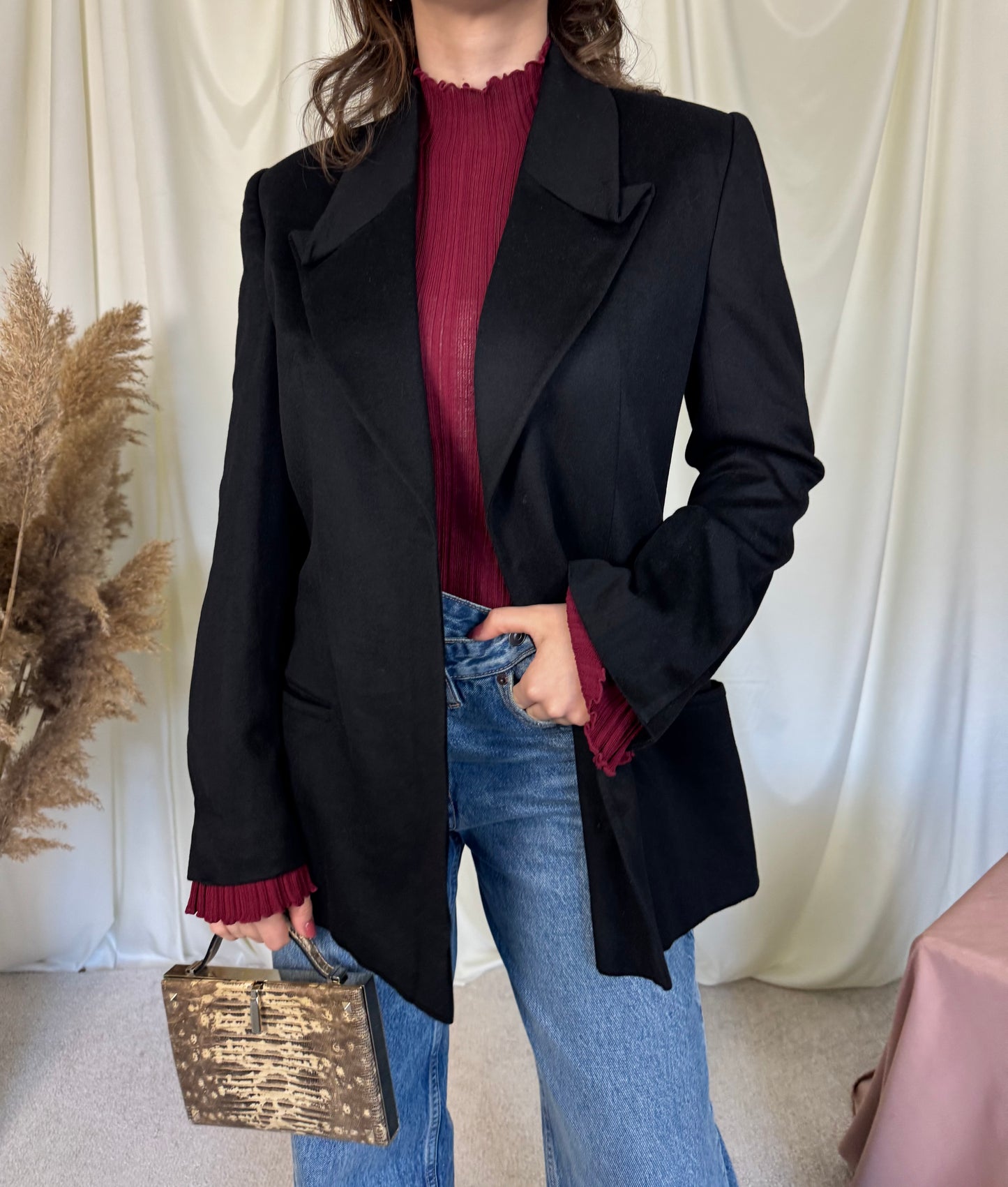 Sacou GIVENCHY 100% lână( mărimea S)