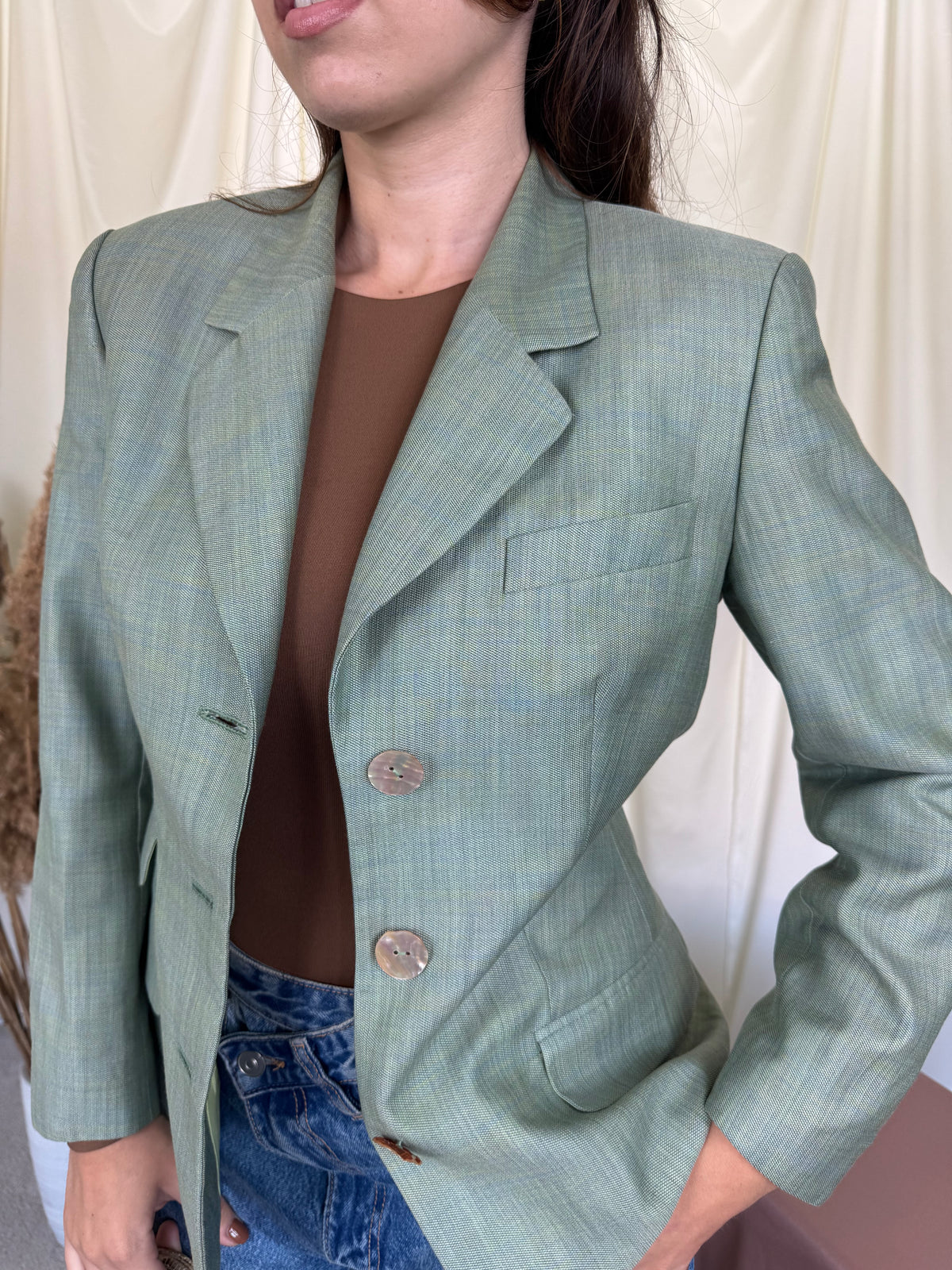Back! Sacou premium ESCADA din stofă exclusivă de lână super 120’ și mătase naturală, nasturi perla ( mărimea S)