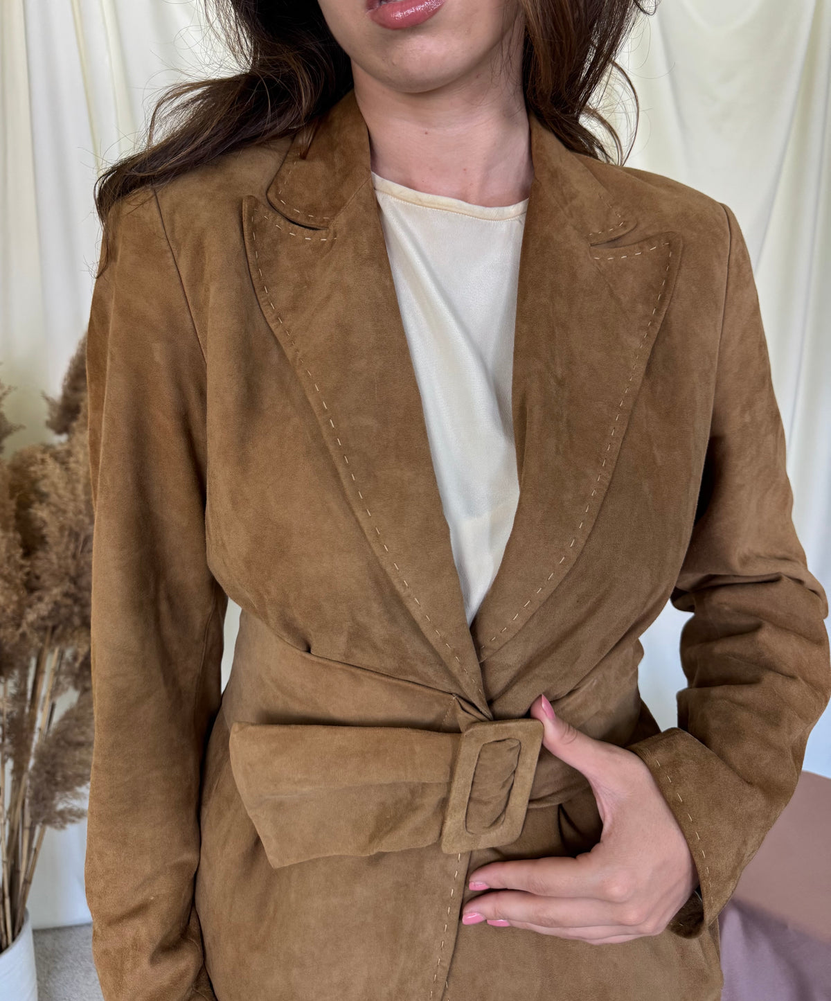 Sacou tip jachetă premium MADELEINE din 100% piele naturală întoarsă cu centura masivă ( mărimea S/M)