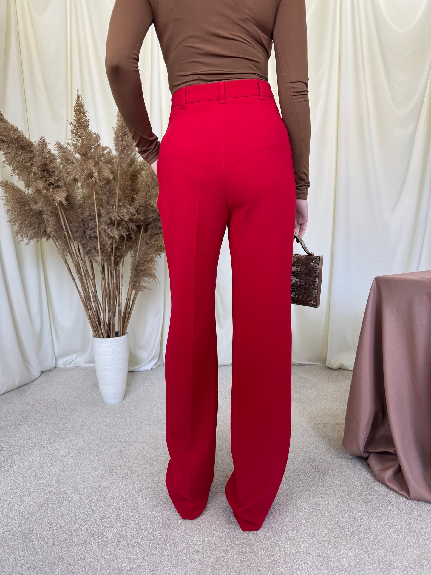 Pantalon nou premium MAX MARA roșu cu talie înaltă 
(Mărimea S)