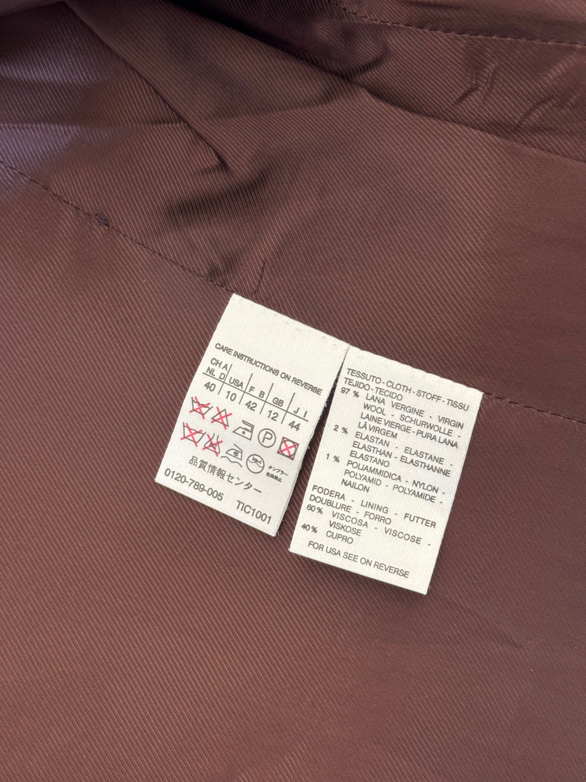 Sacou tip jachetă  MAX MARA din stofa de 97% lână ( mărimea S/M)