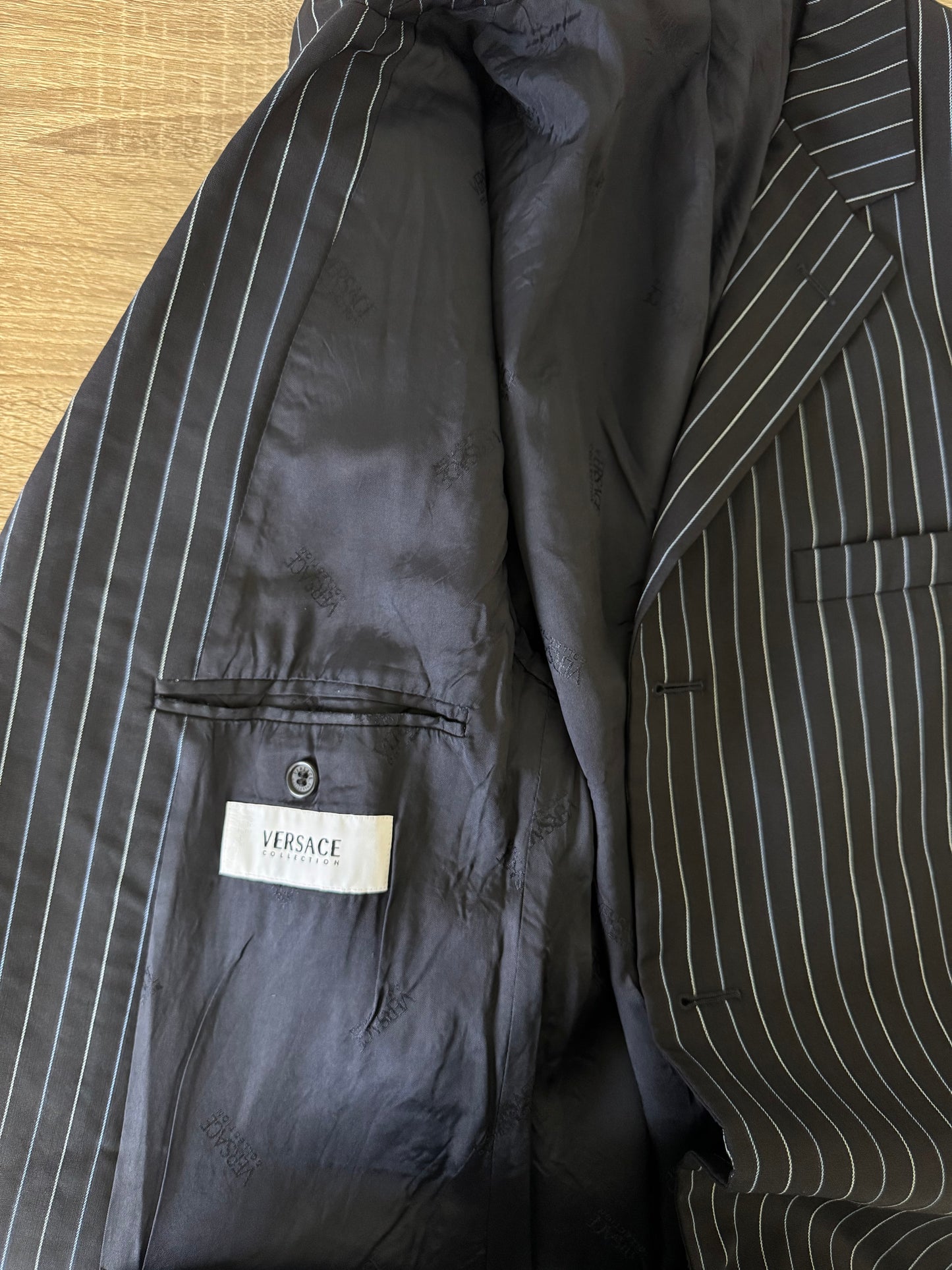 Sacou vintage VERSACE din stofă fină de lână cu print dungi fine(mărimea L)