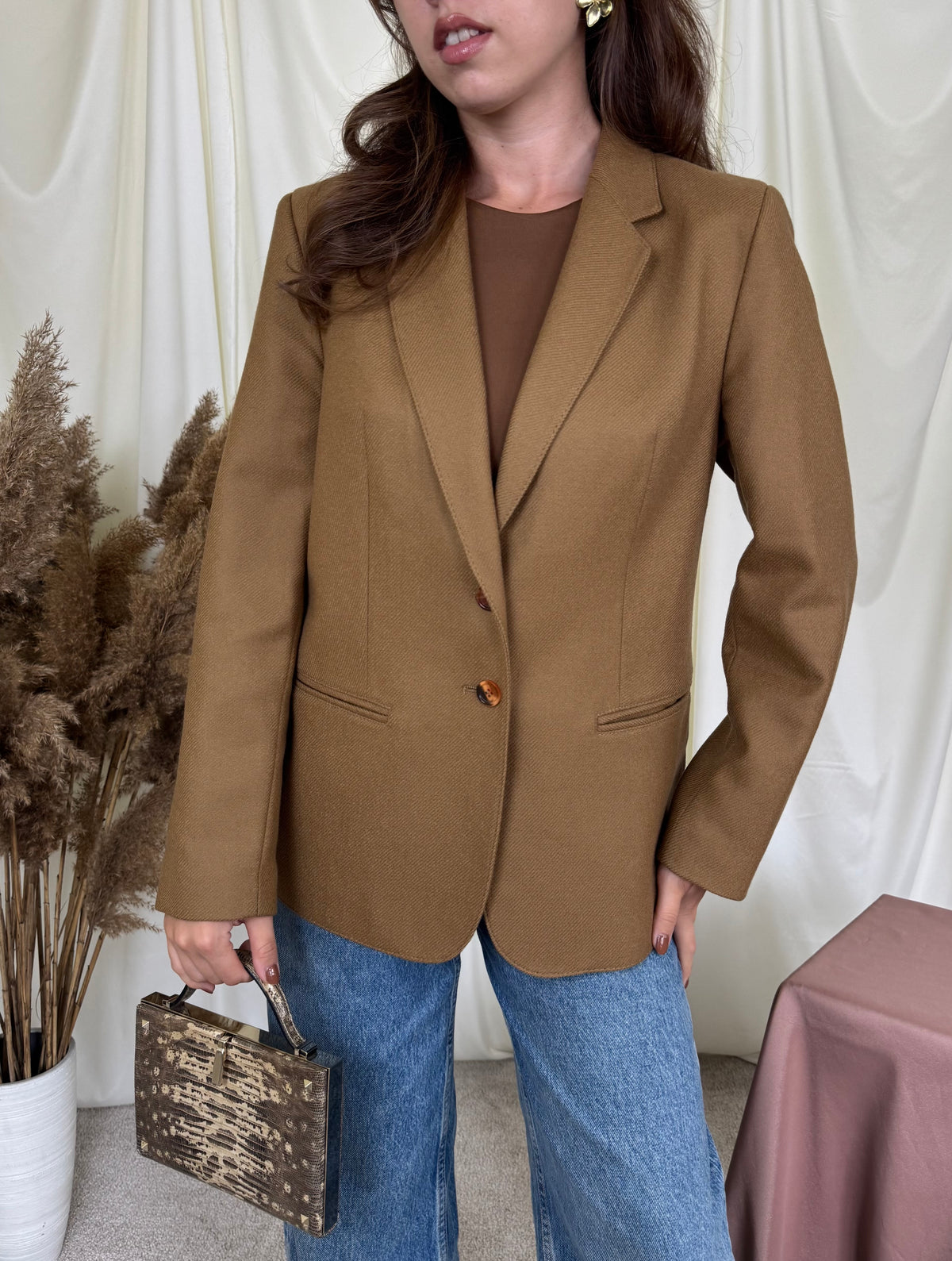 Sacou vintage superb din stofă de 100% lână calitativă ( mărimea S/M)