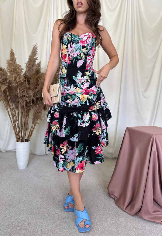Rochie vintage spectaculoasă tip corset, print floral, volane ample( mărimea XS- XS/S)