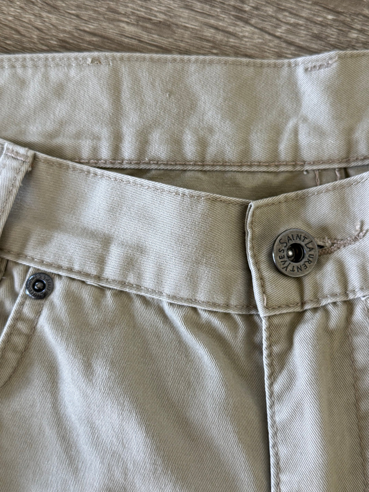 Pantalon vintage luxury Yves Saint Laurent din bumbac cu inscripție brodată ( mărimea M/L)