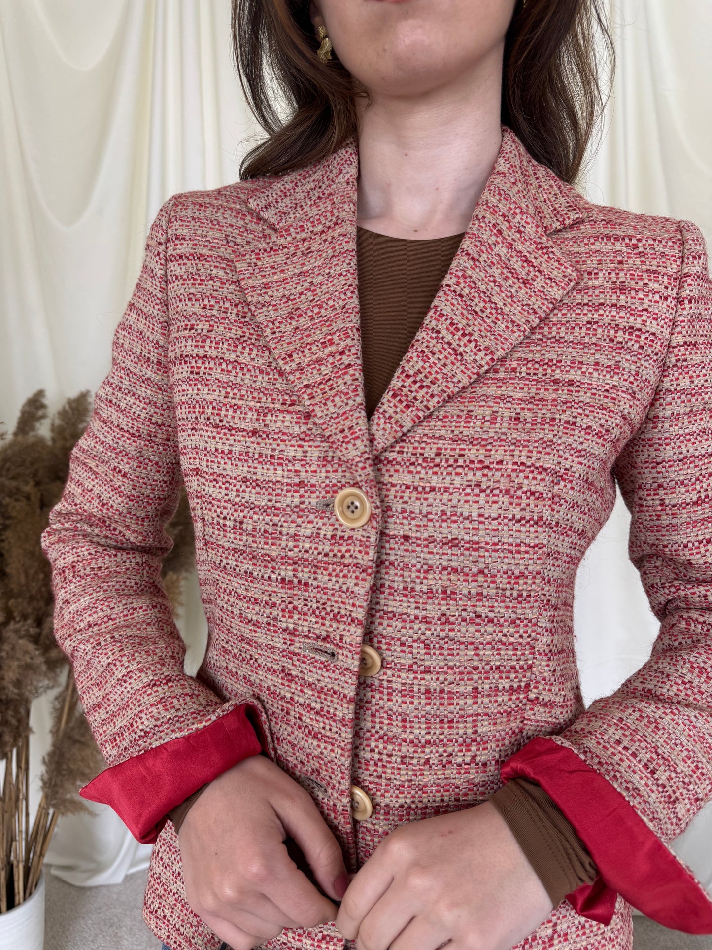 BACK IN STOCK. Sacou MAX MARA din tweed cu detalii din mătase naturală 
(Mărimea S/M)