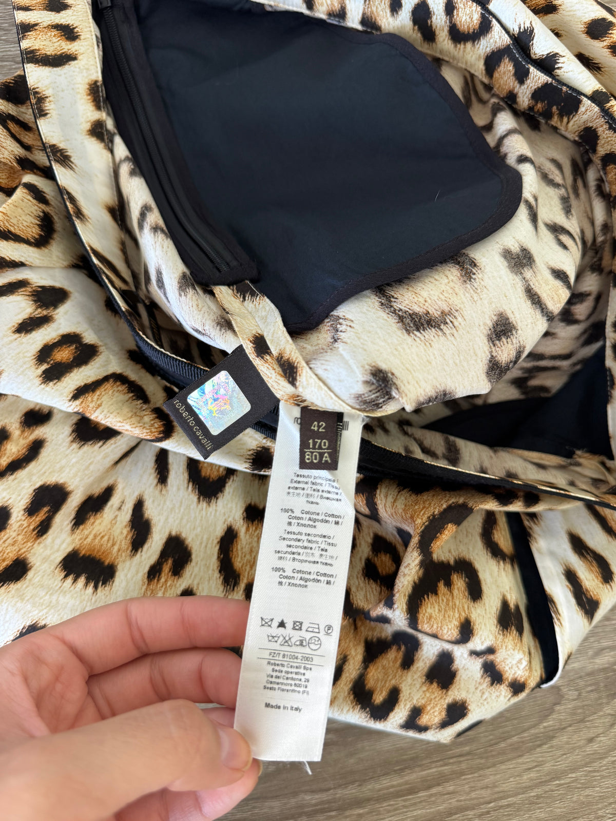 Fusta luxury de colecție Roberto Cavalli cu talie fixă, print specific brandului ( mărimea S/M)