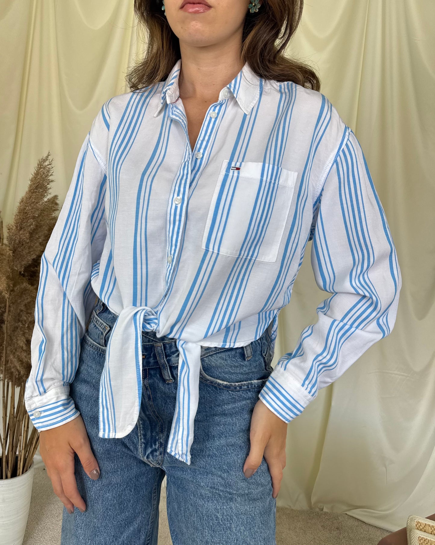 Camasa crop Tommy din 100% bumbac 
(Mărimea M)