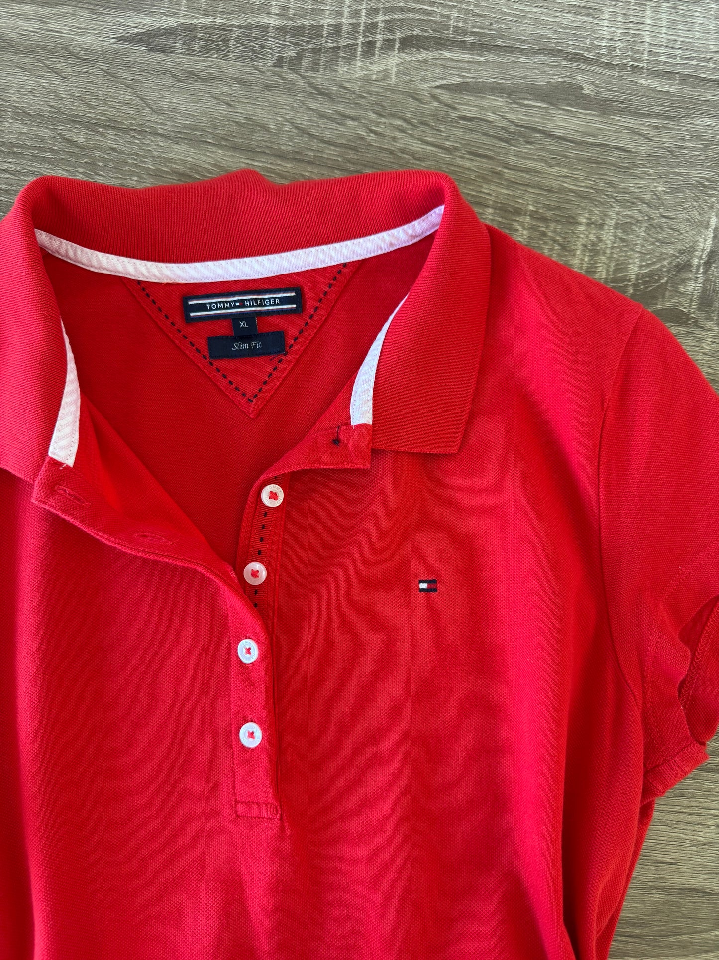 Tricou polo TOMMY Hilfiger din 100% bumbac roșu ( mărimea M/L)
